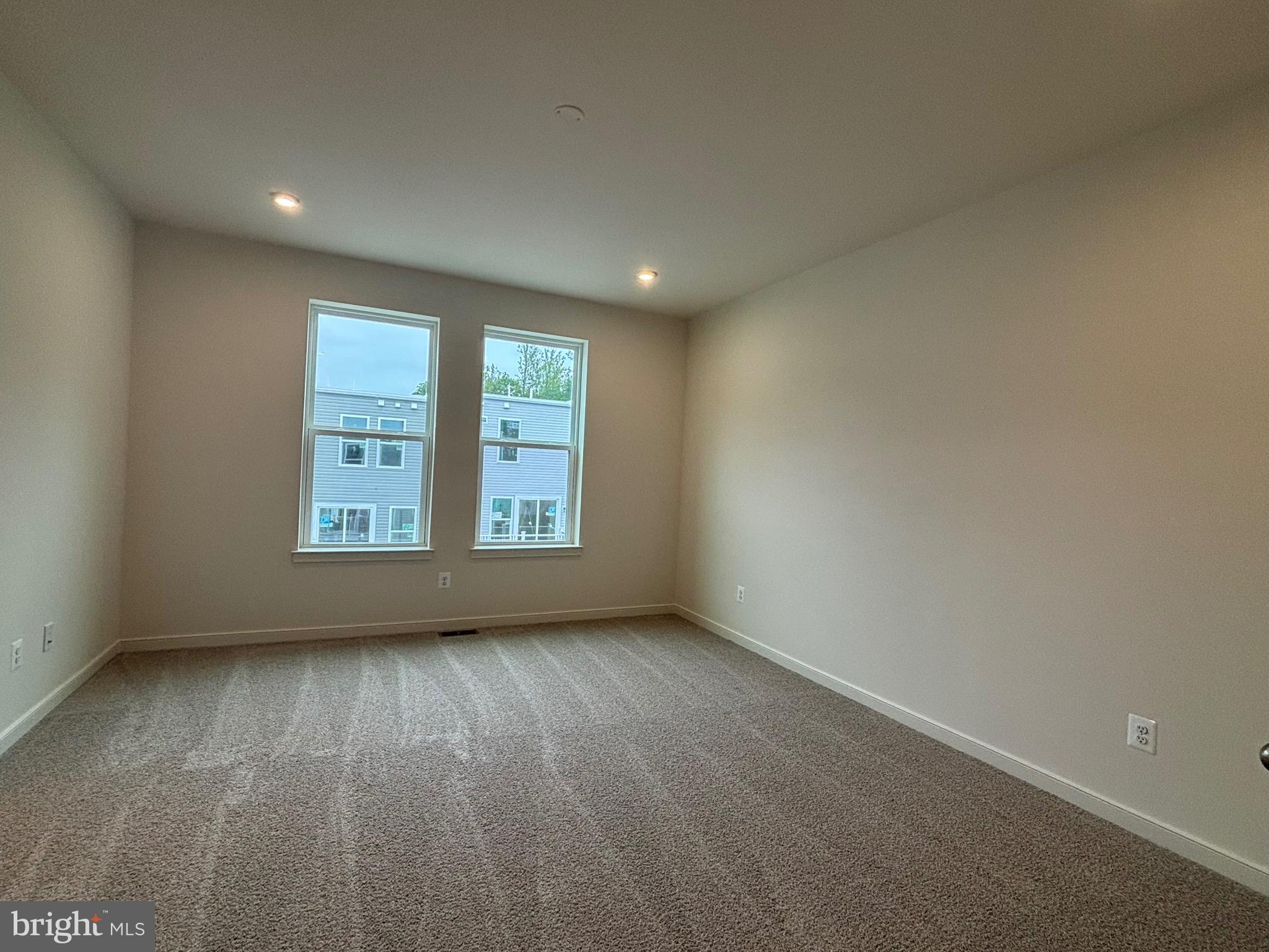 CASCADE LANDING - Residential