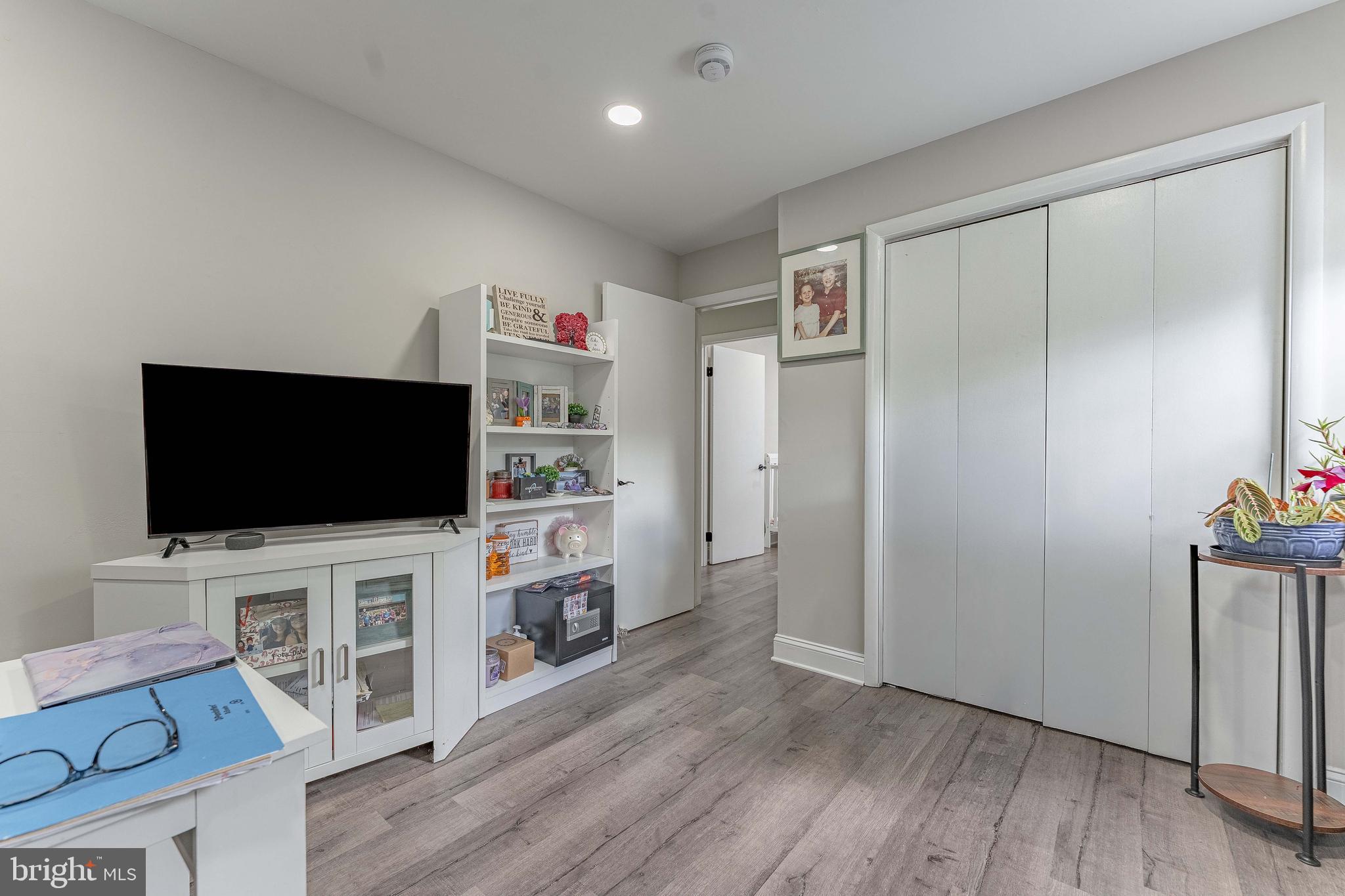 NEWTOWN HGTS - Residential