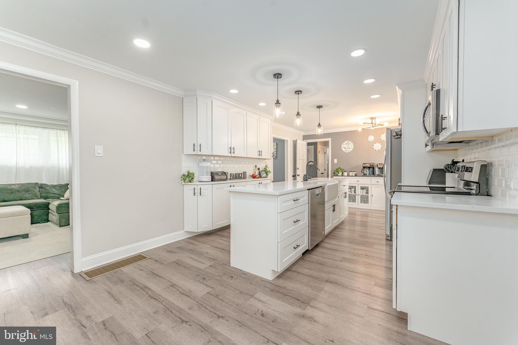 NEWTOWN HGTS - Residential