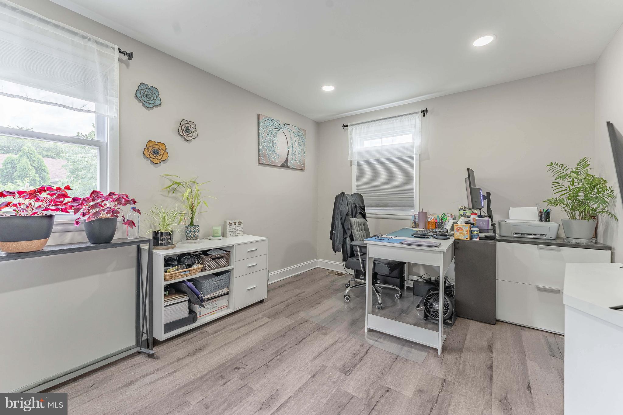 NEWTOWN HGTS - Residential