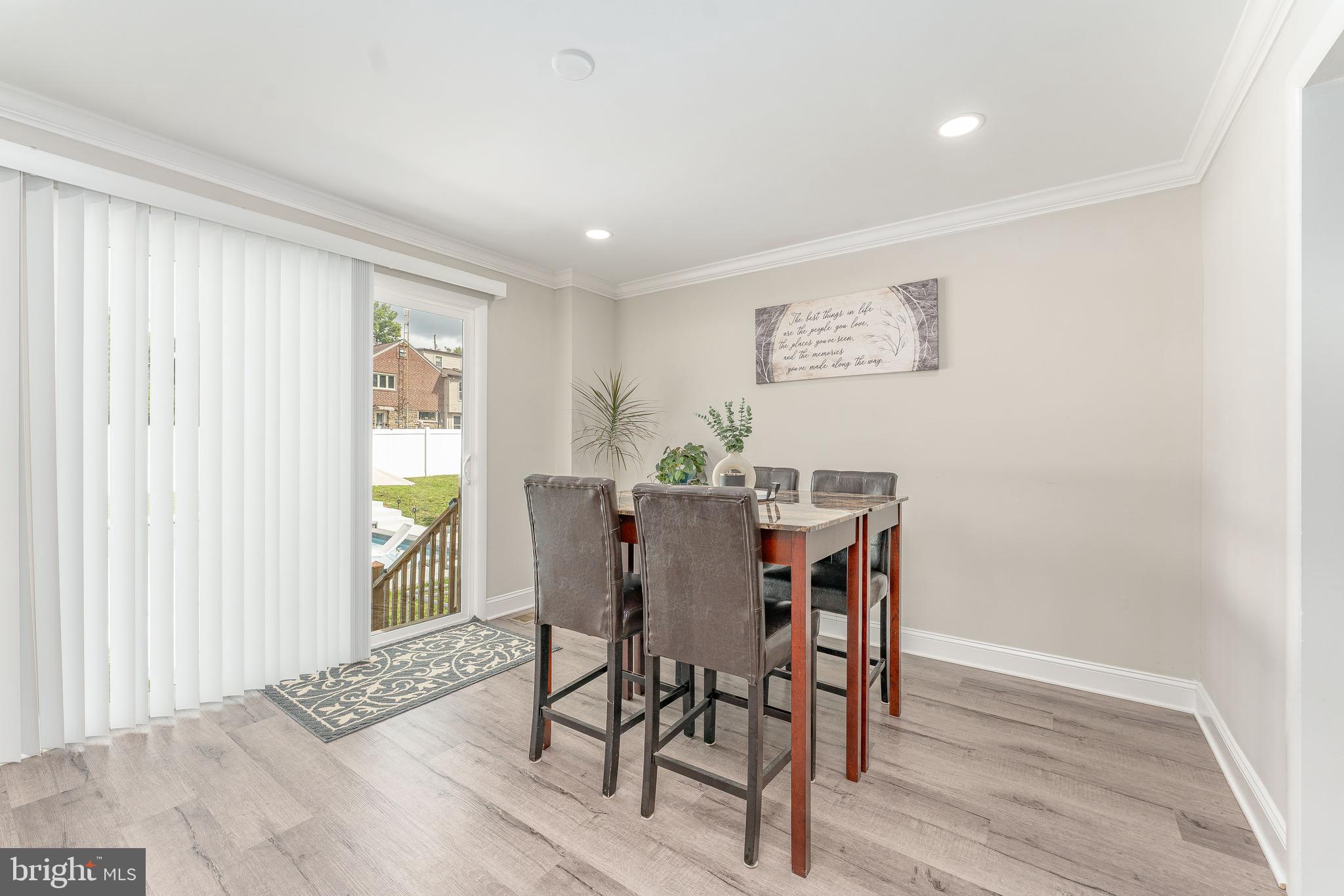 NEWTOWN HGTS - Residential