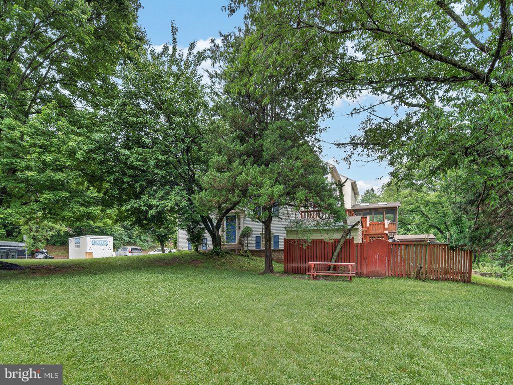 BURKE VILLAGE - Residential