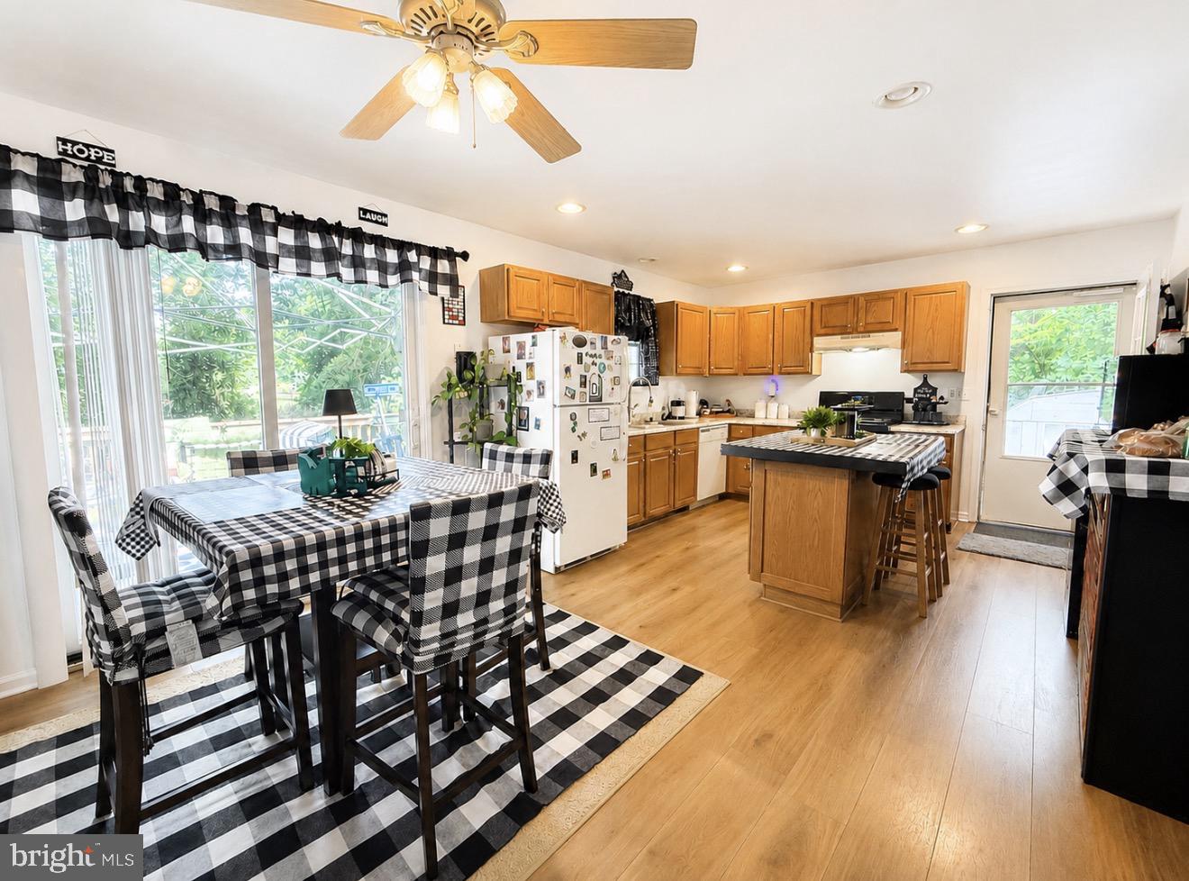TOLCHESTER ESTATES - Residential