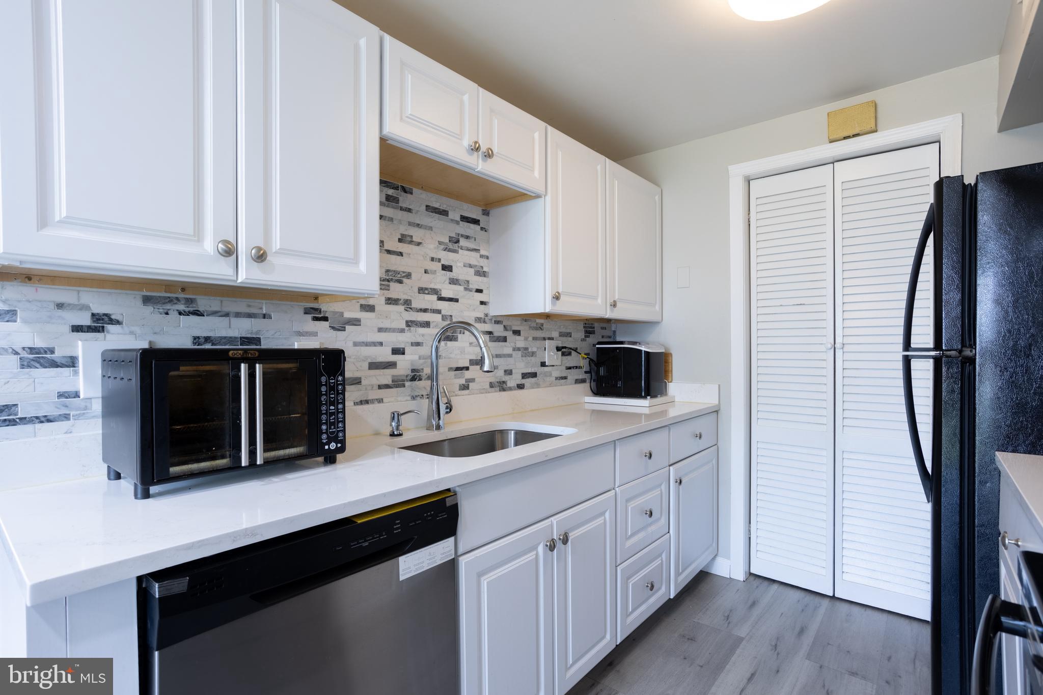 BROOKSHIRE - Residential