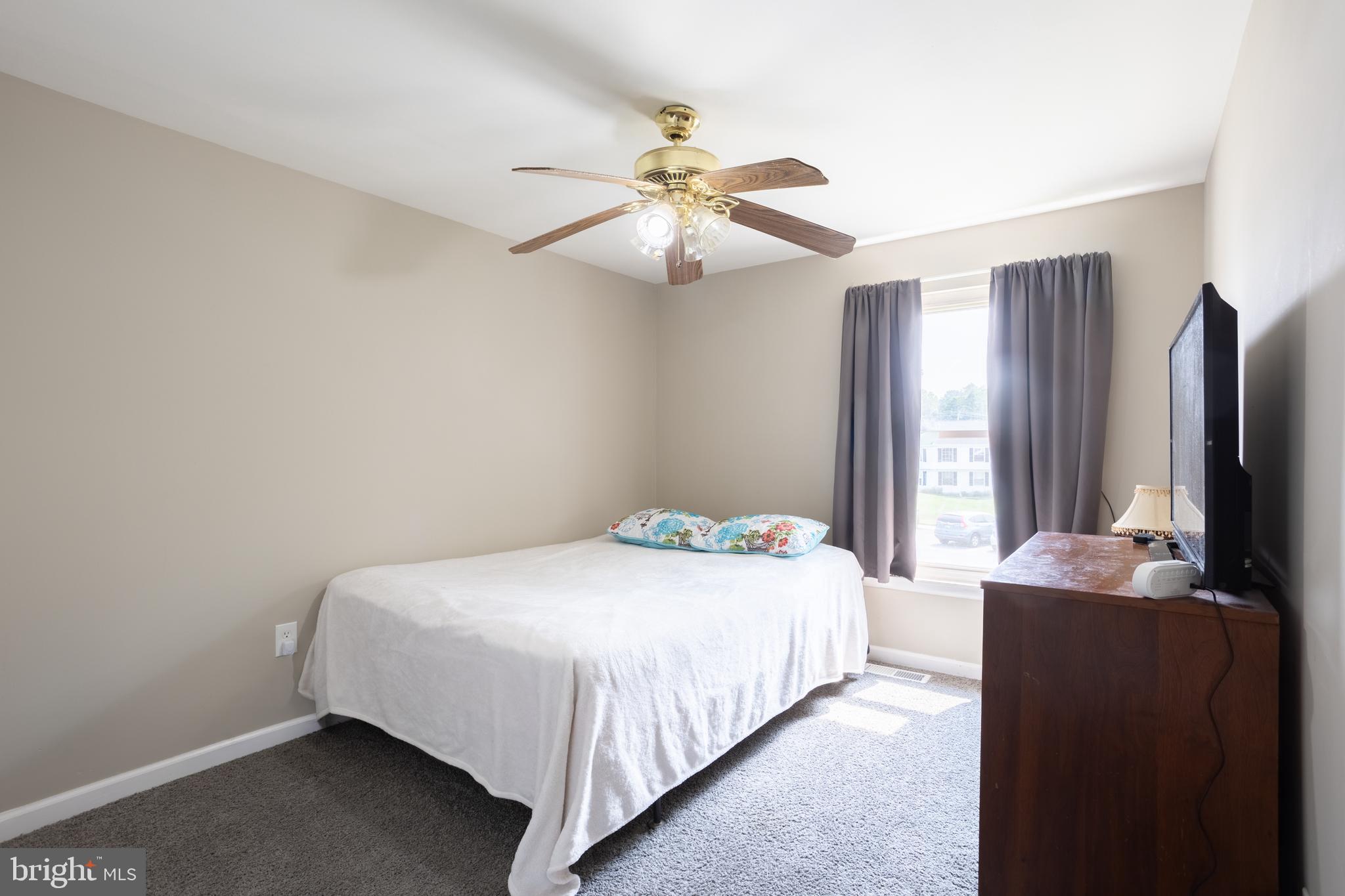 BROOKSHIRE - Residential