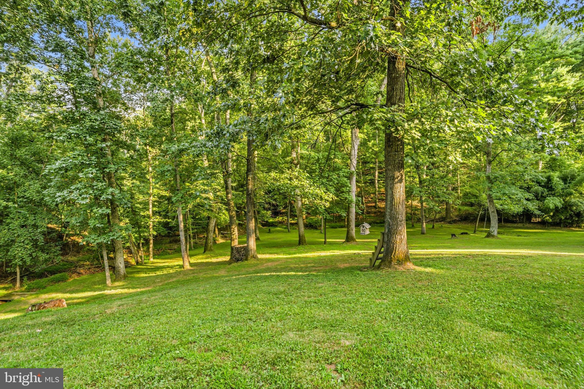 WHISPERING FALLS - Residential