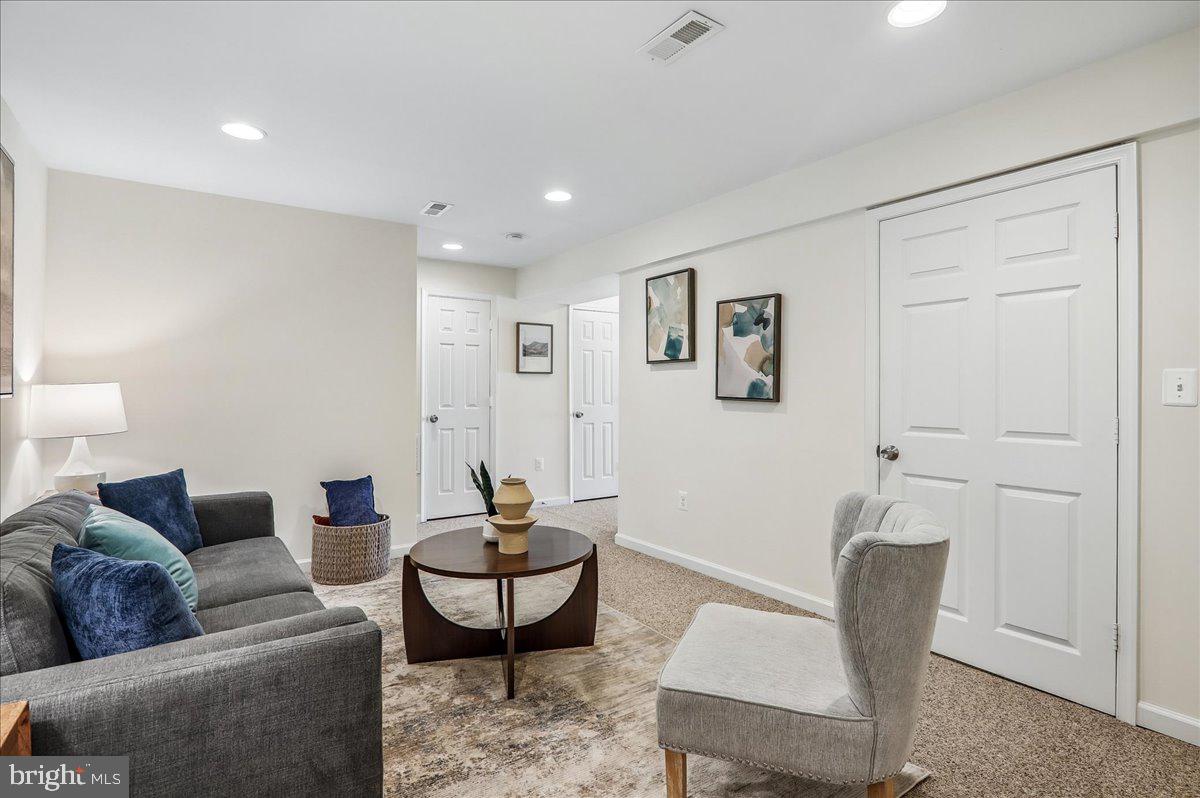 QUAIL VALLEY - Residential