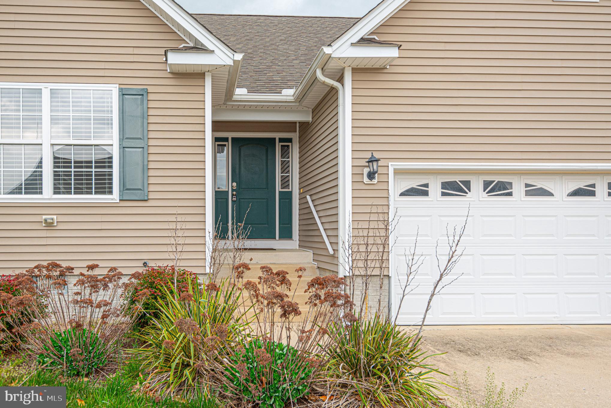 HERON PONDS - Residential