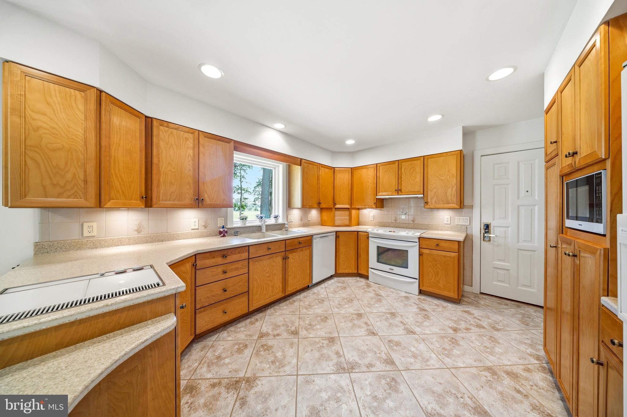 MELODY MANOR ESTATES - Residential
