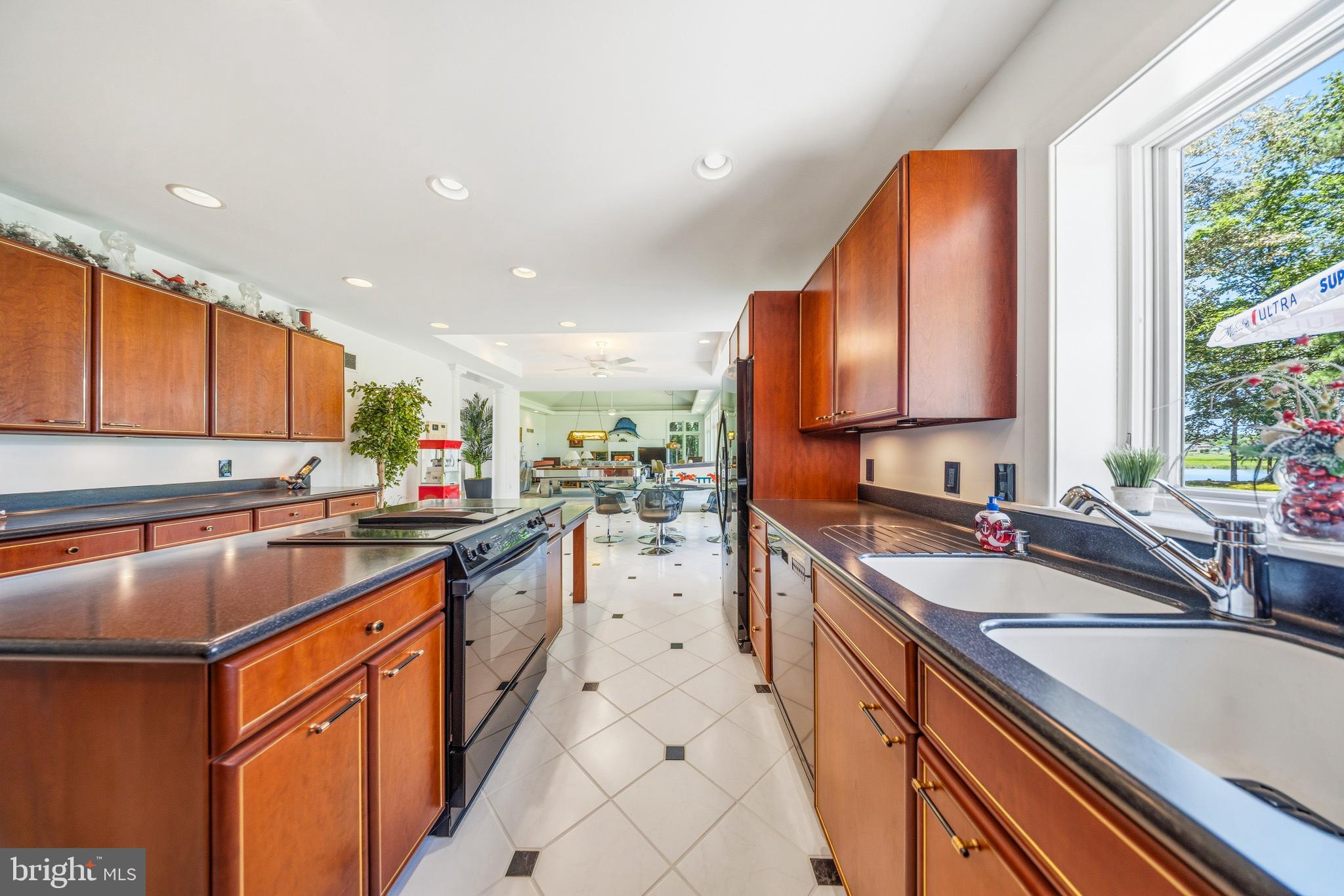 MELODY MANOR ESTATES - Residential
