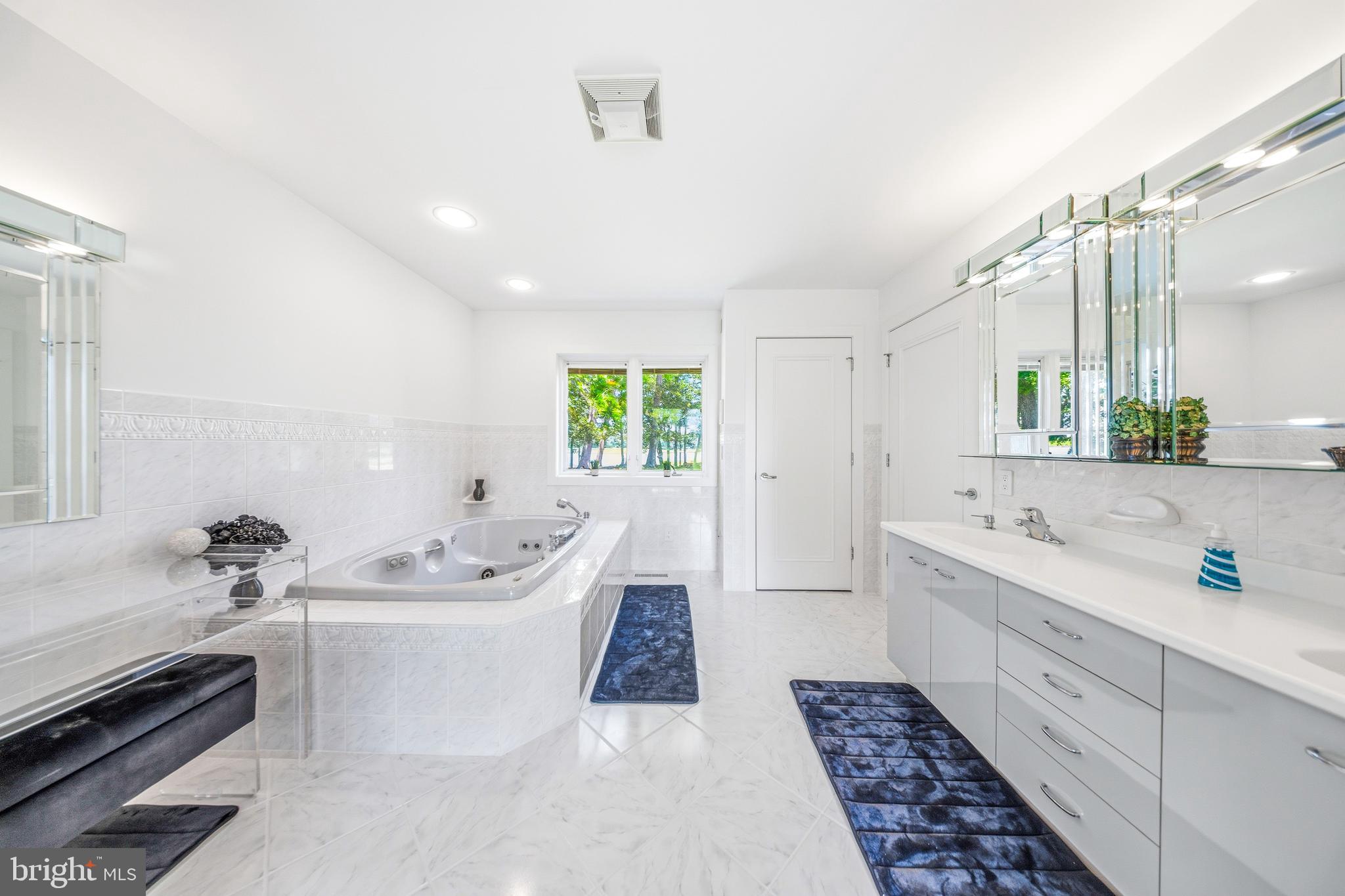 MELODY MANOR ESTATES - Residential