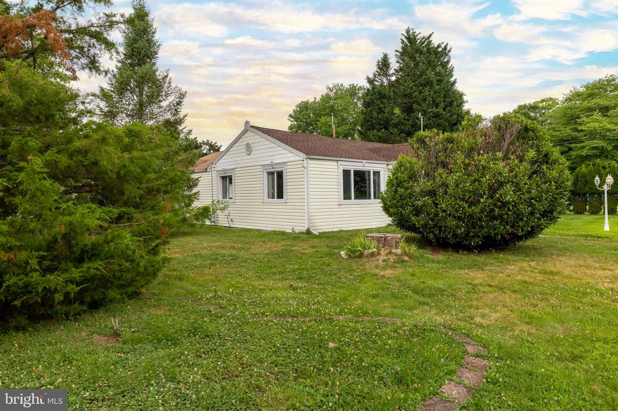 WILLOW PENN - Residential