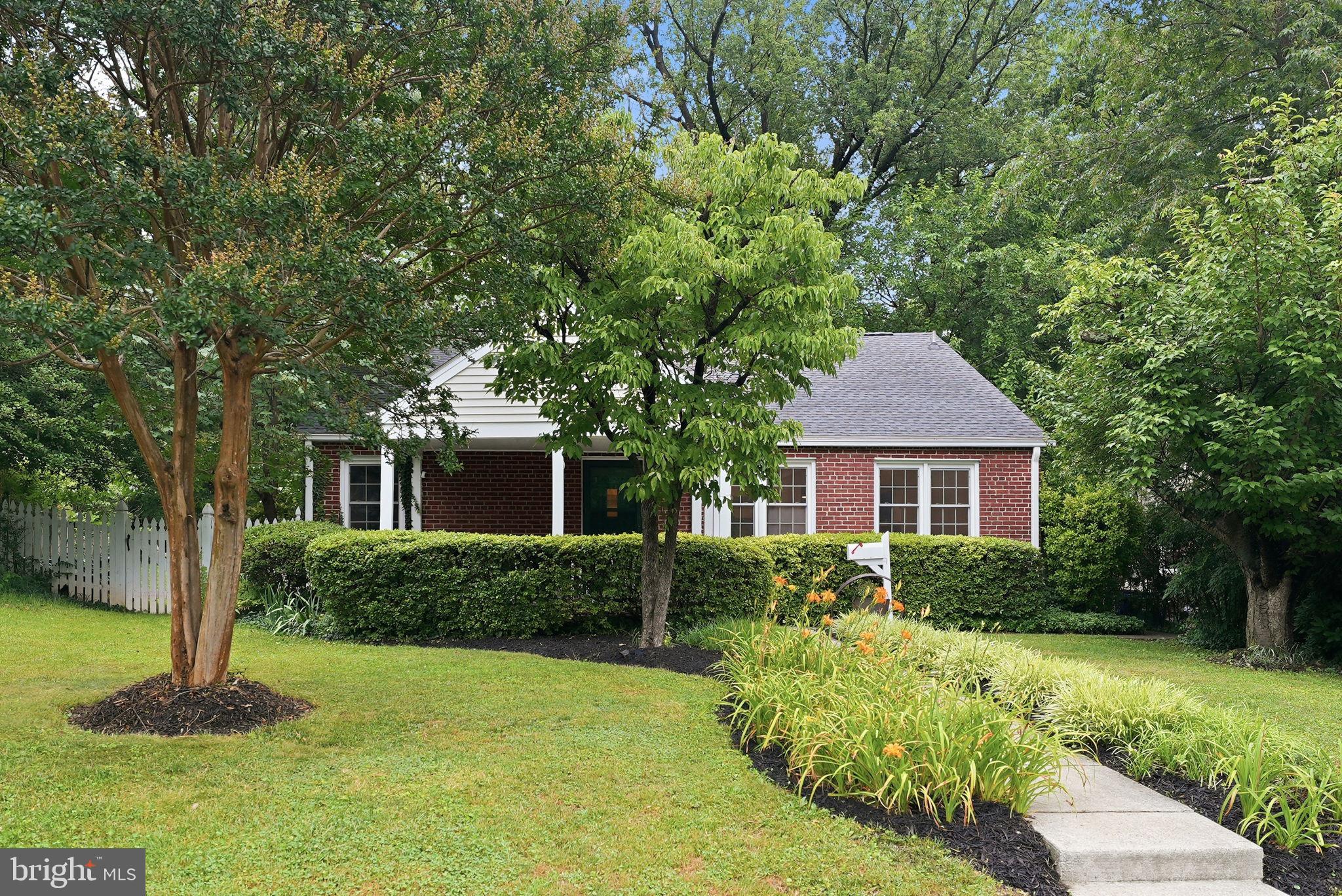 INDIAN SPRING HILLS - Residential