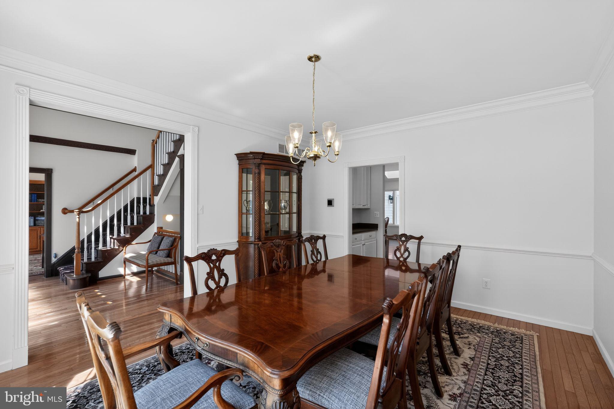 MAINLAND RIDGE - Commercial Sale