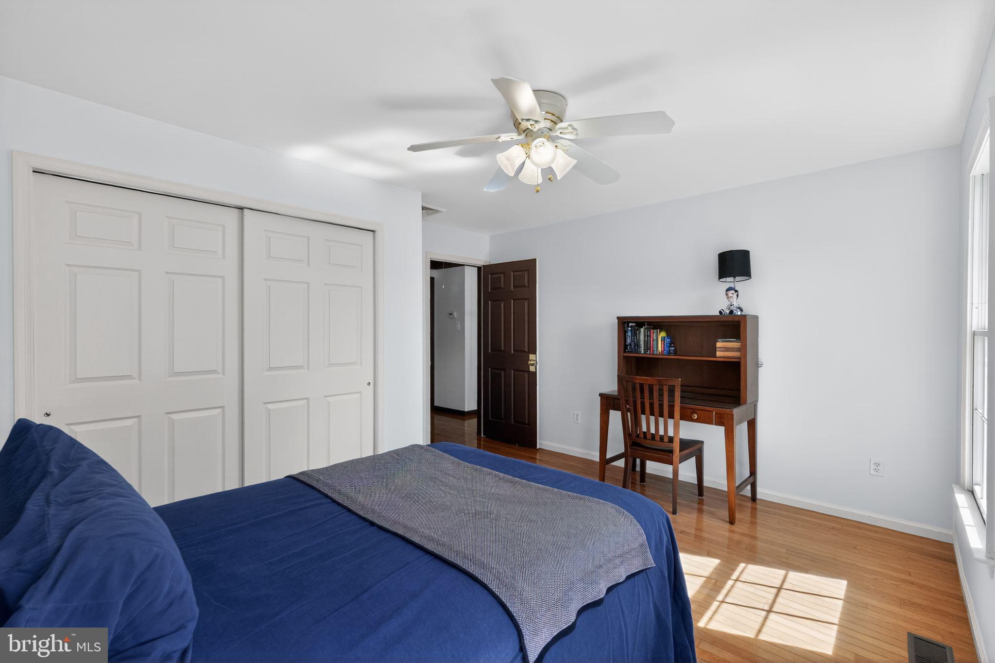 MAINLAND RIDGE - Commercial Sale