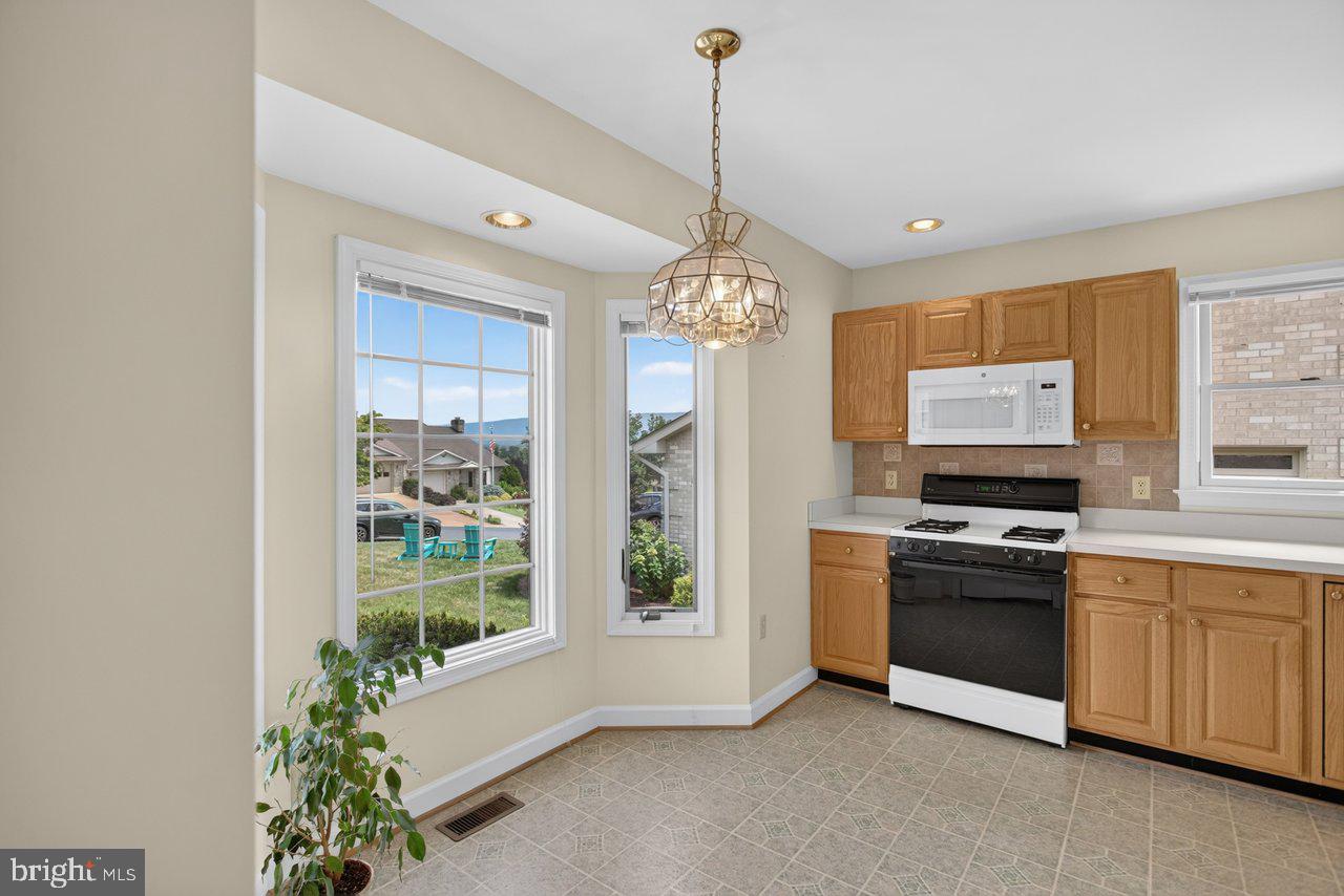 GRAND VIEW ESTATES - Residential
