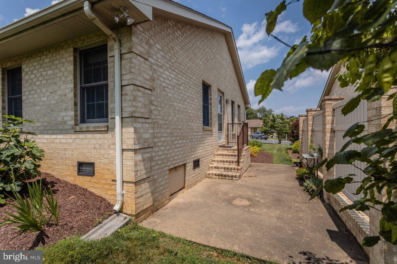 GRAND VIEW ESTATES - Residential