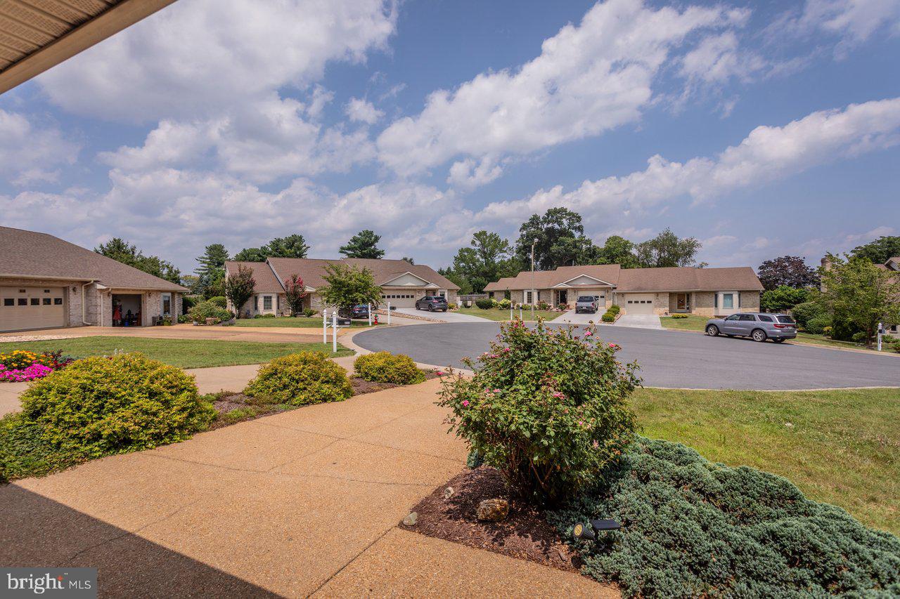 GRAND VIEW ESTATES - Residential