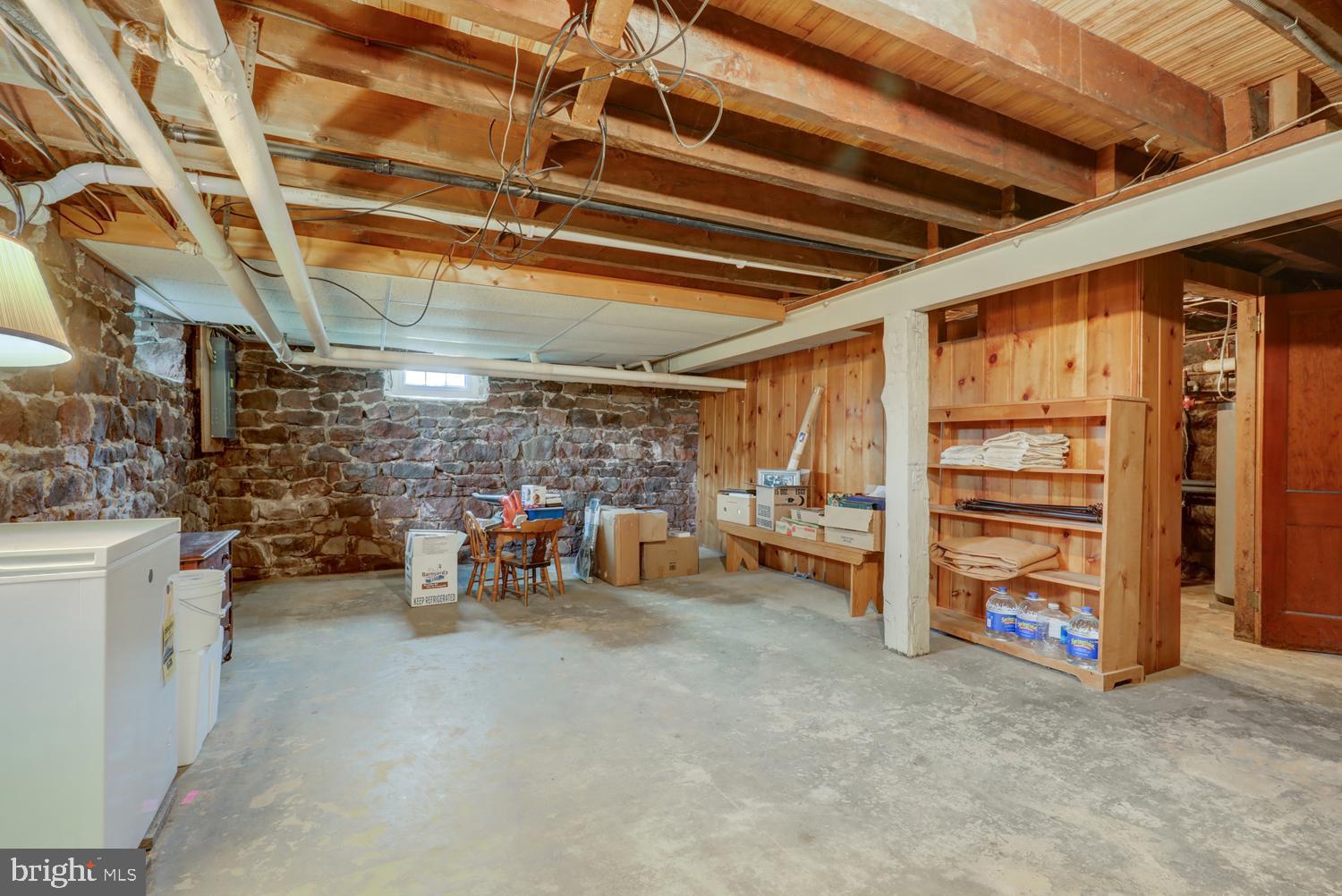NEW HOLLAND BOROUGH - Residential