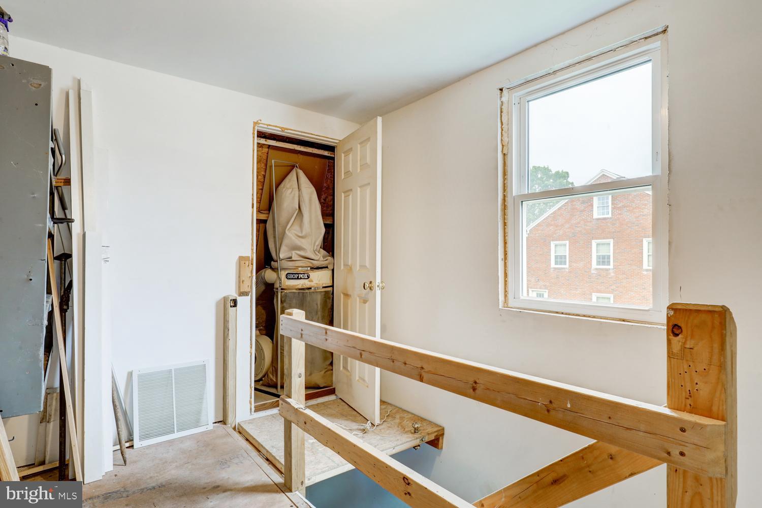 NEW HOLLAND BOROUGH - Residential