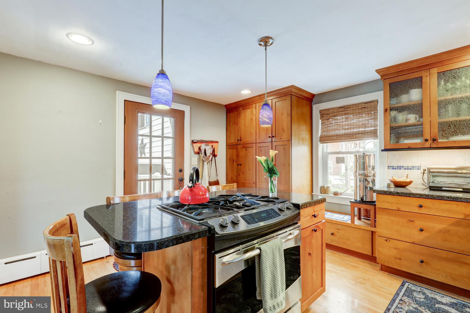 NEW HOLLAND BOROUGH - Residential