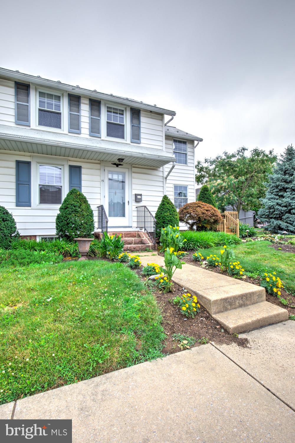 NEW HOLLAND BOROUGH - Residential