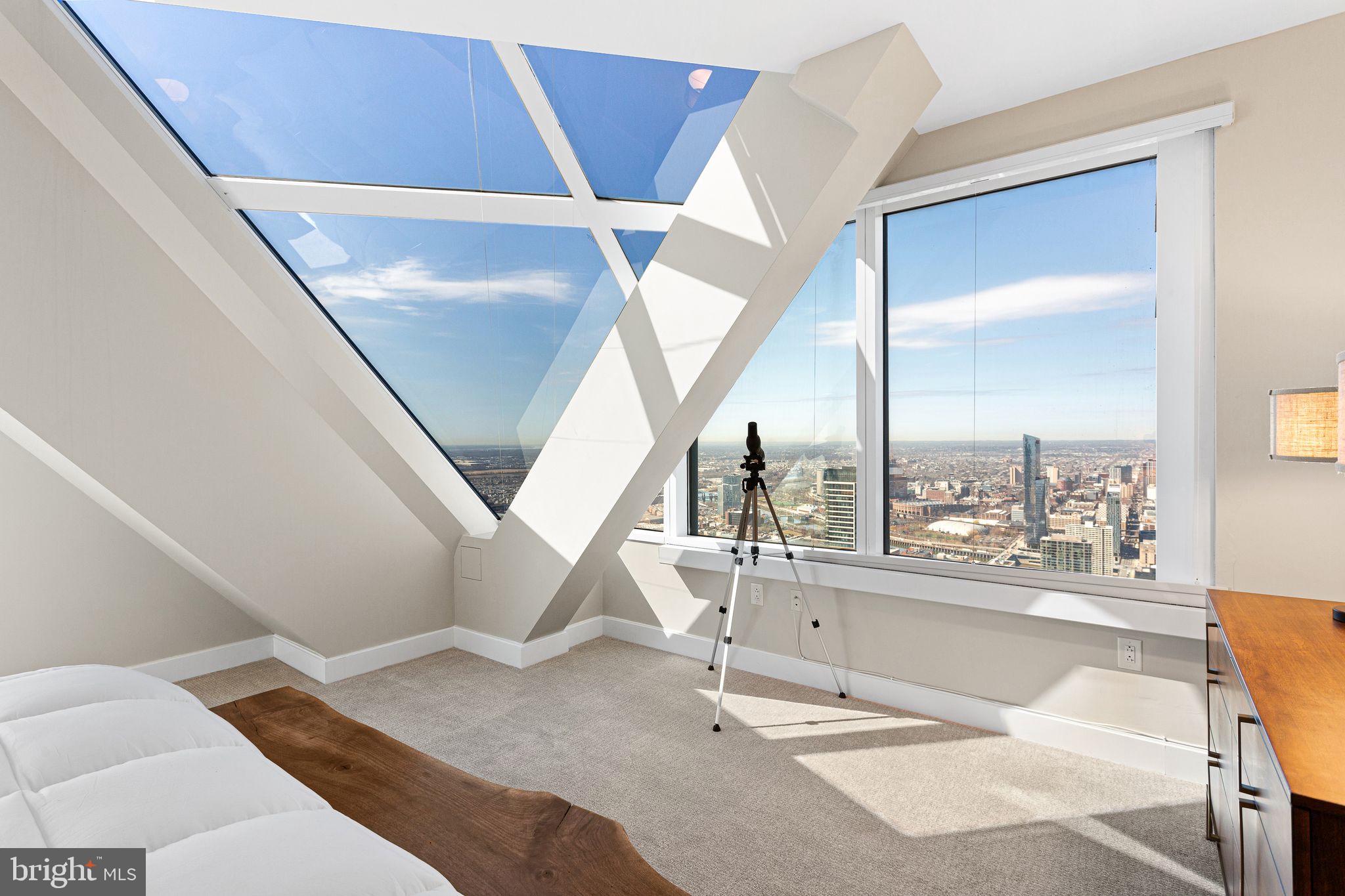 CENTER CITY - Residential