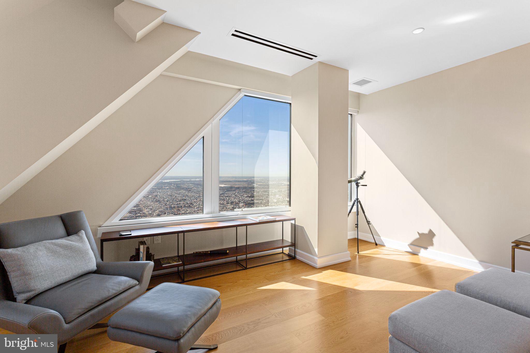 CENTER CITY - Residential