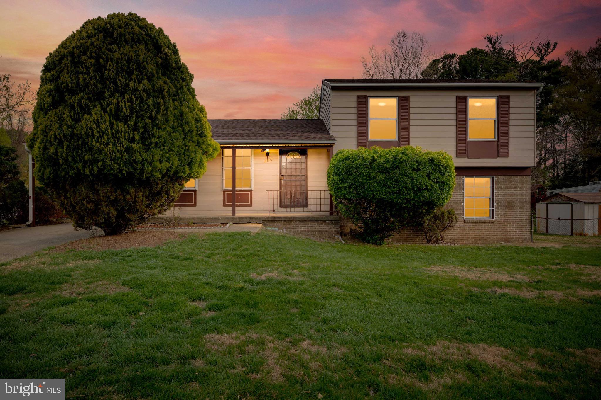 WILLOW HILLS - Residential