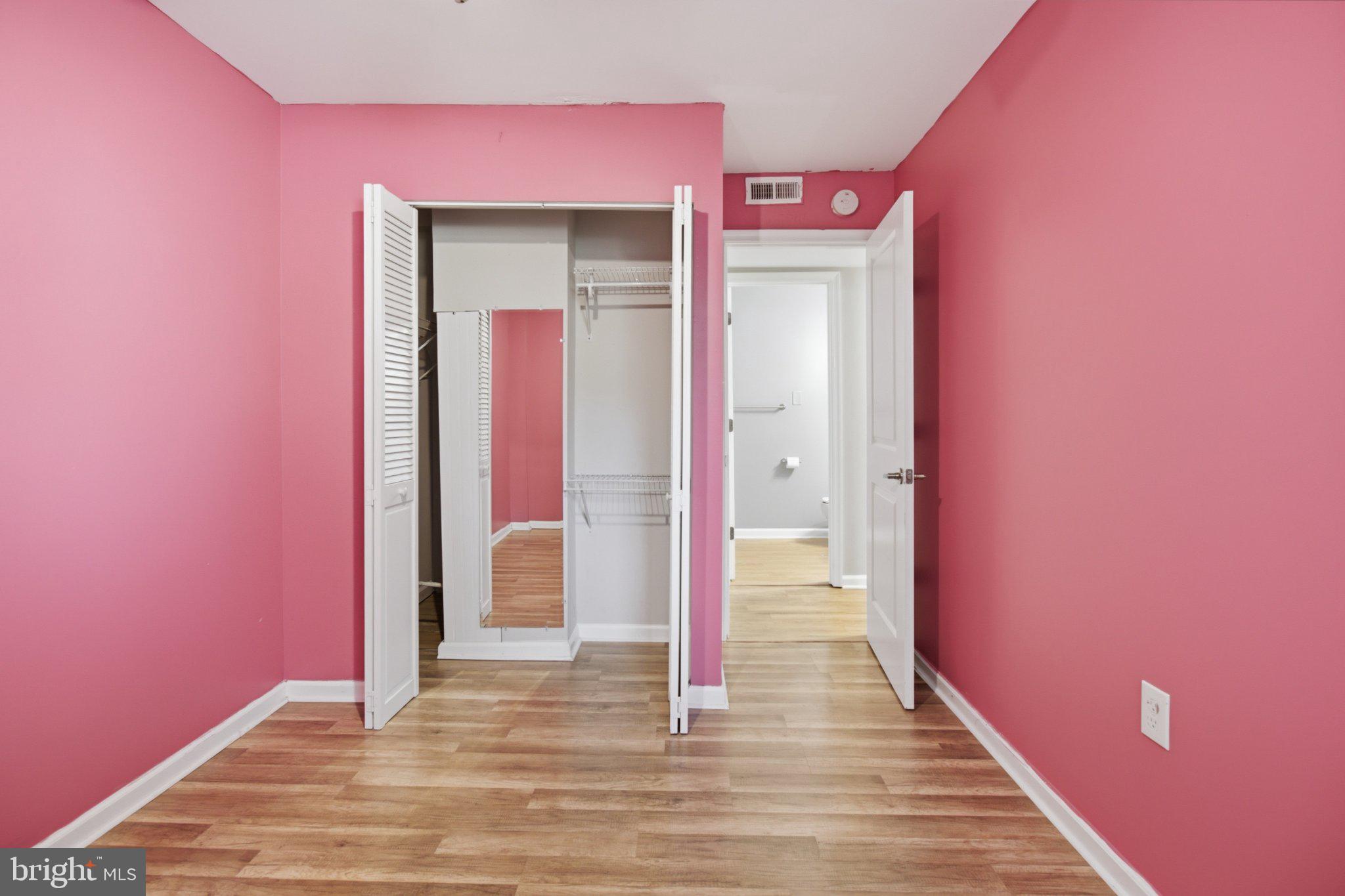 GREENCASTLE MANOR - Residential
