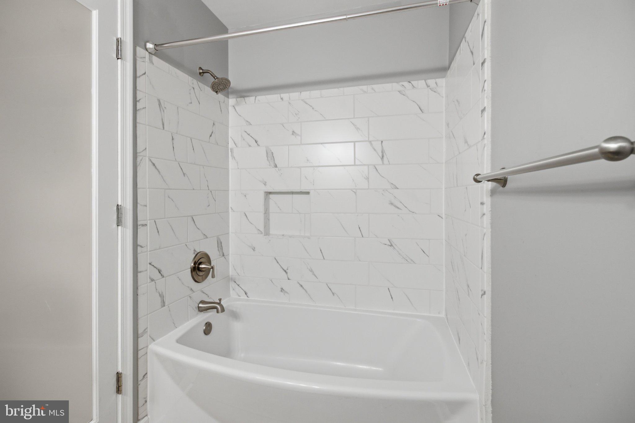 GREENCASTLE MANOR - Residential
