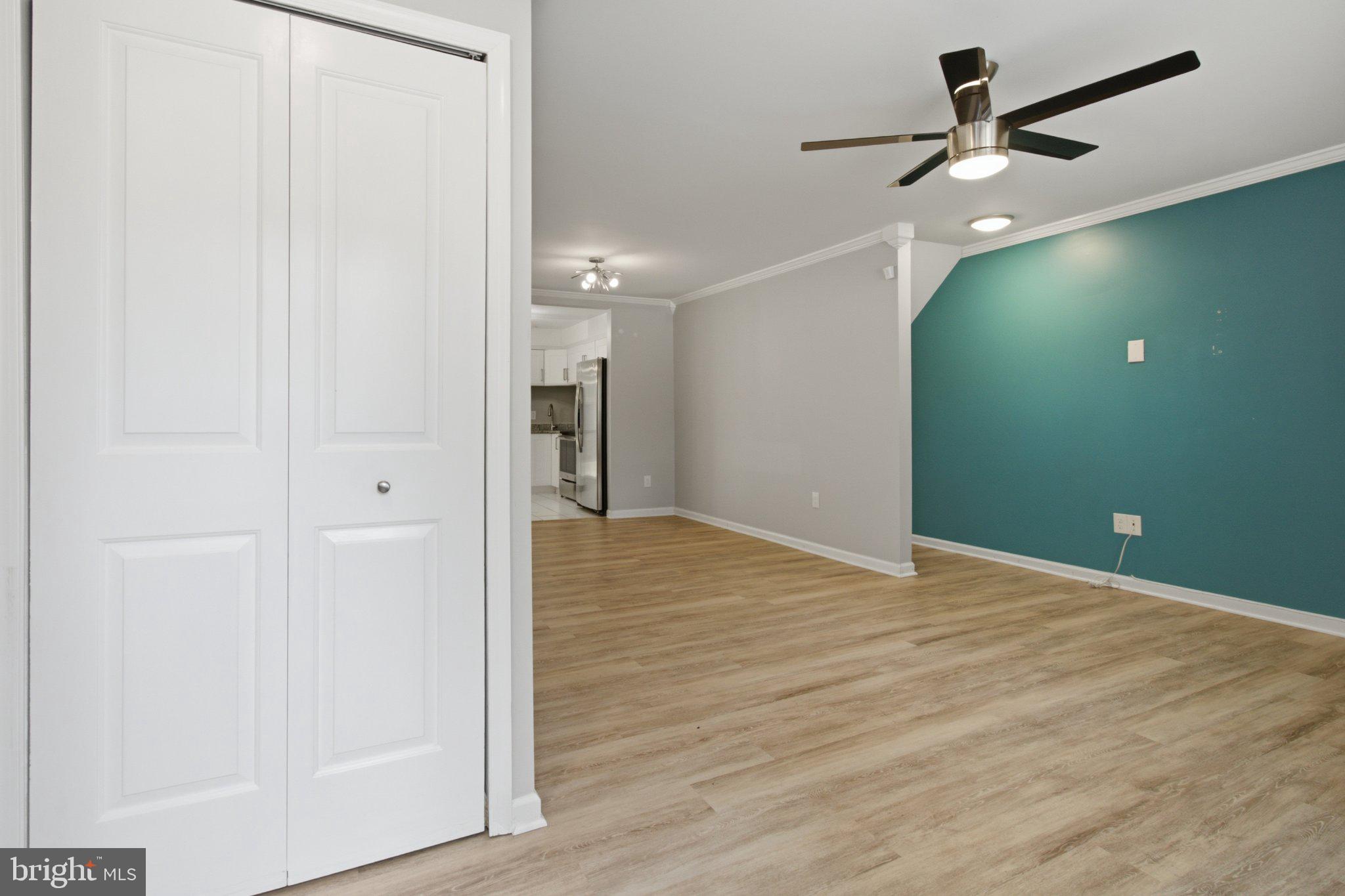 GREENCASTLE MANOR - Residential