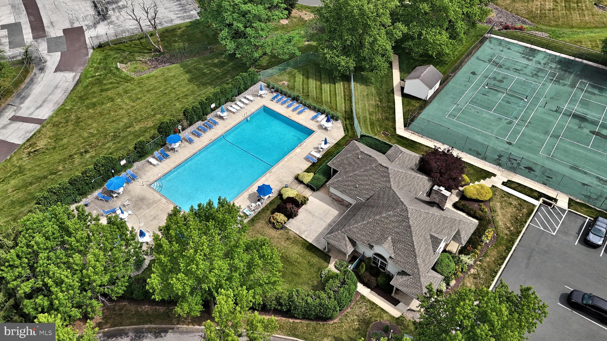 MONTGOMERY BROOKE - Residential