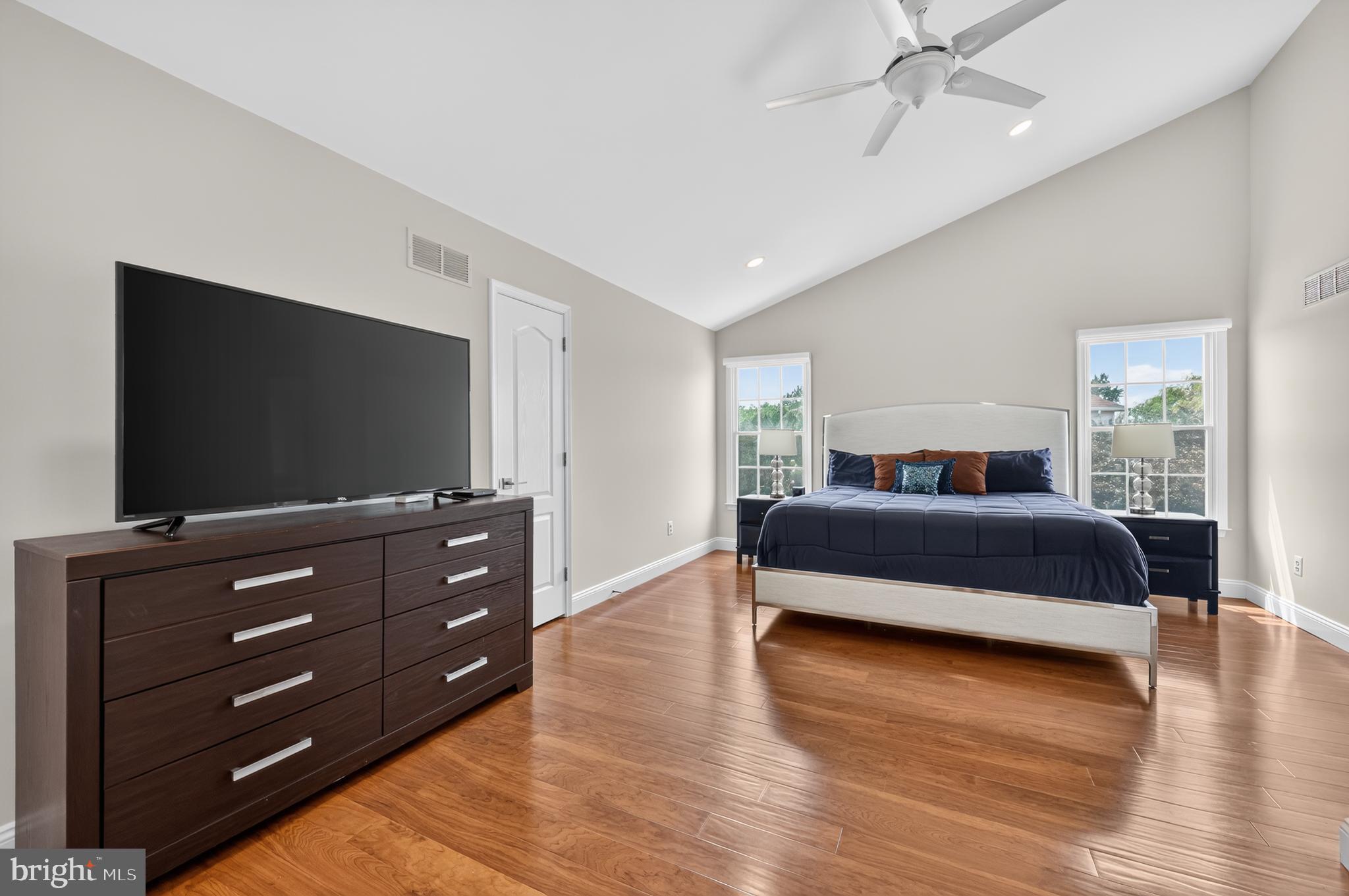 NEWTOWN MEADOWS - Residential