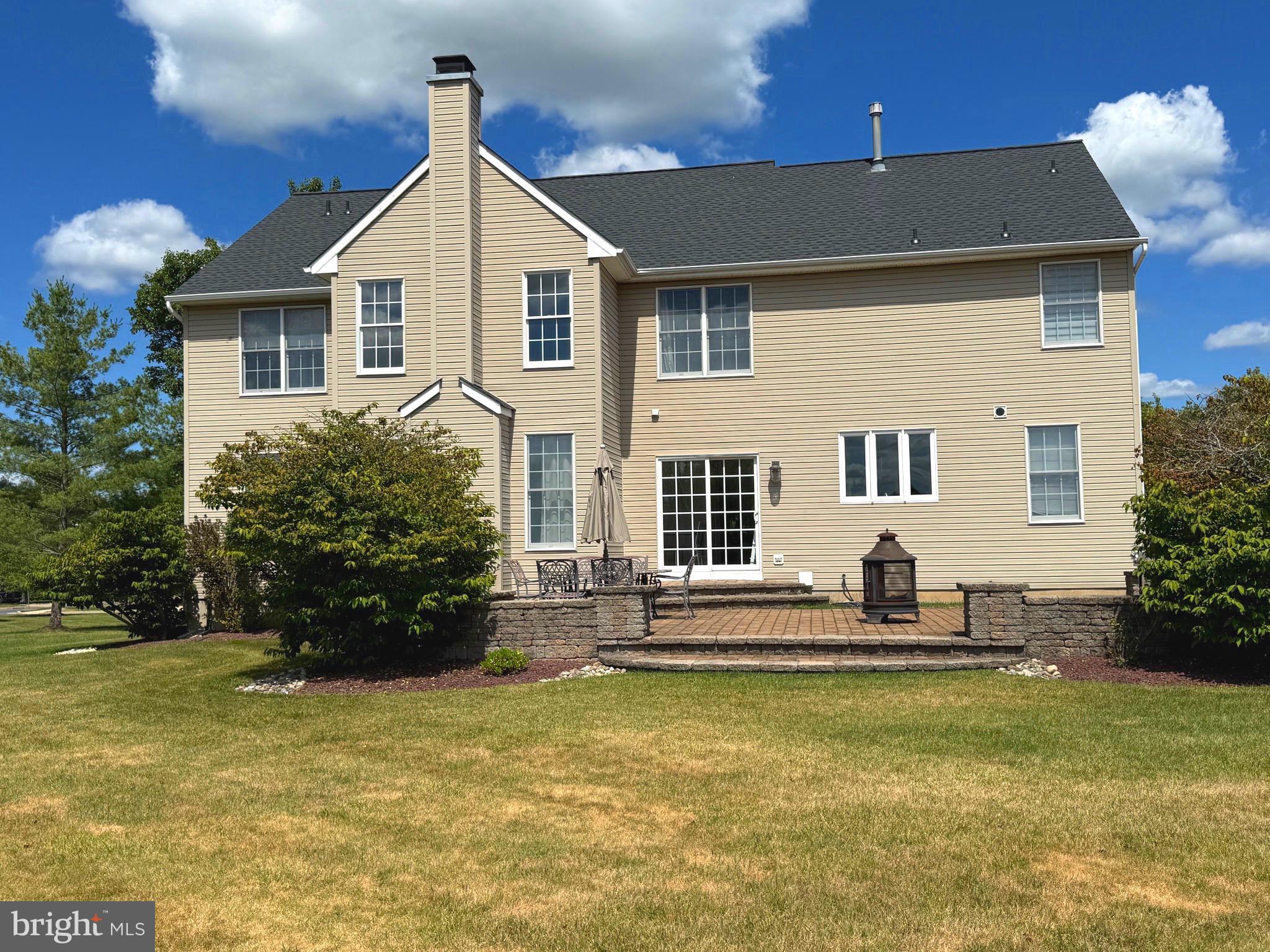 NEWTOWN MEADOWS - Residential