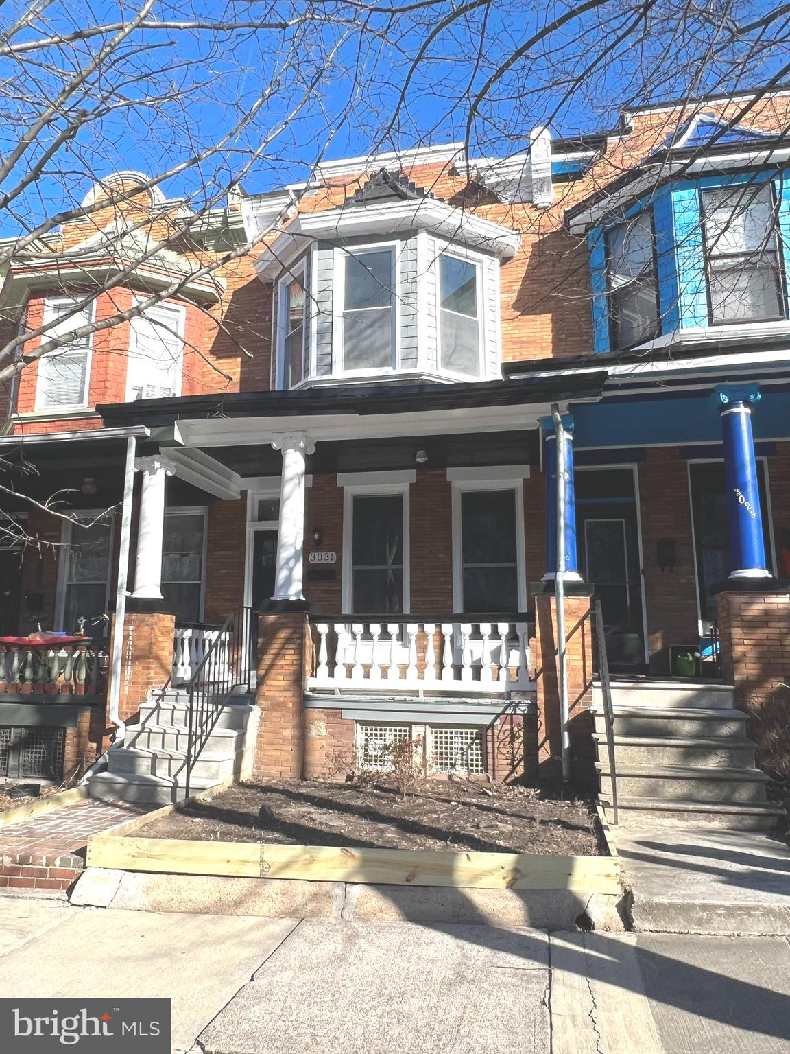 CHARLES VILLAGE - Residential Lease