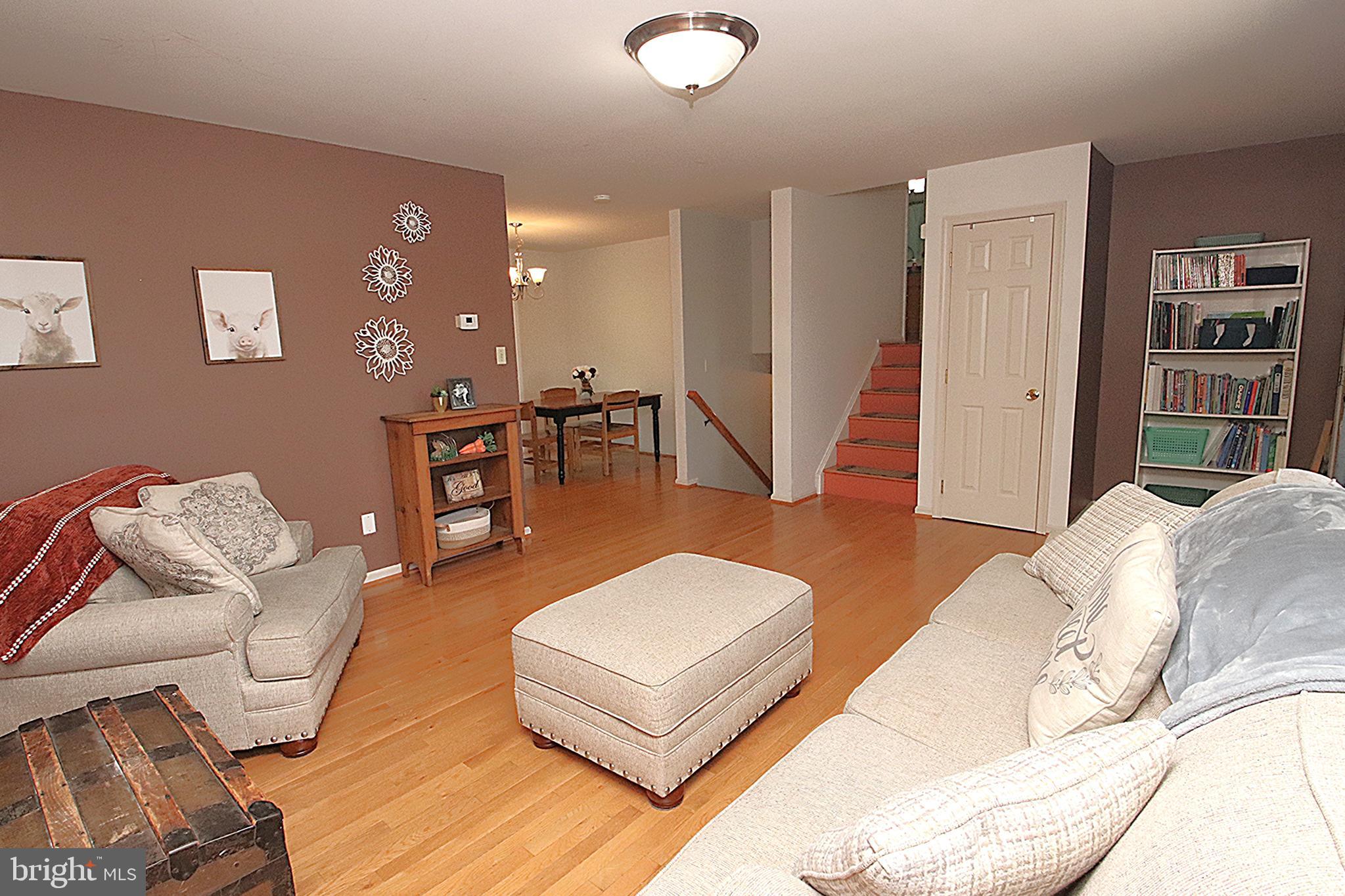 STERLING OAKS - Residential