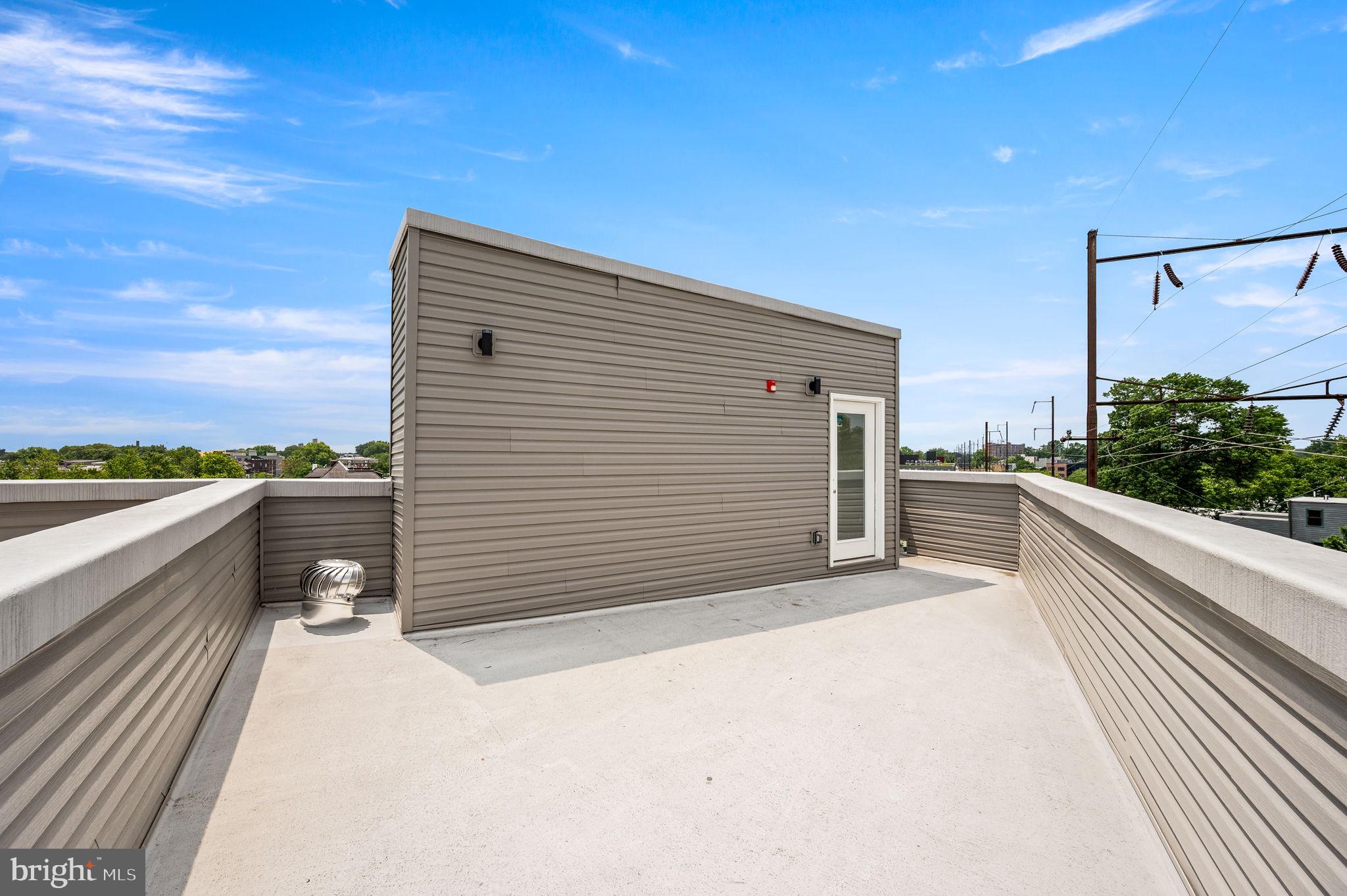 WEST PHILADELPHIA - Commercial Sale
