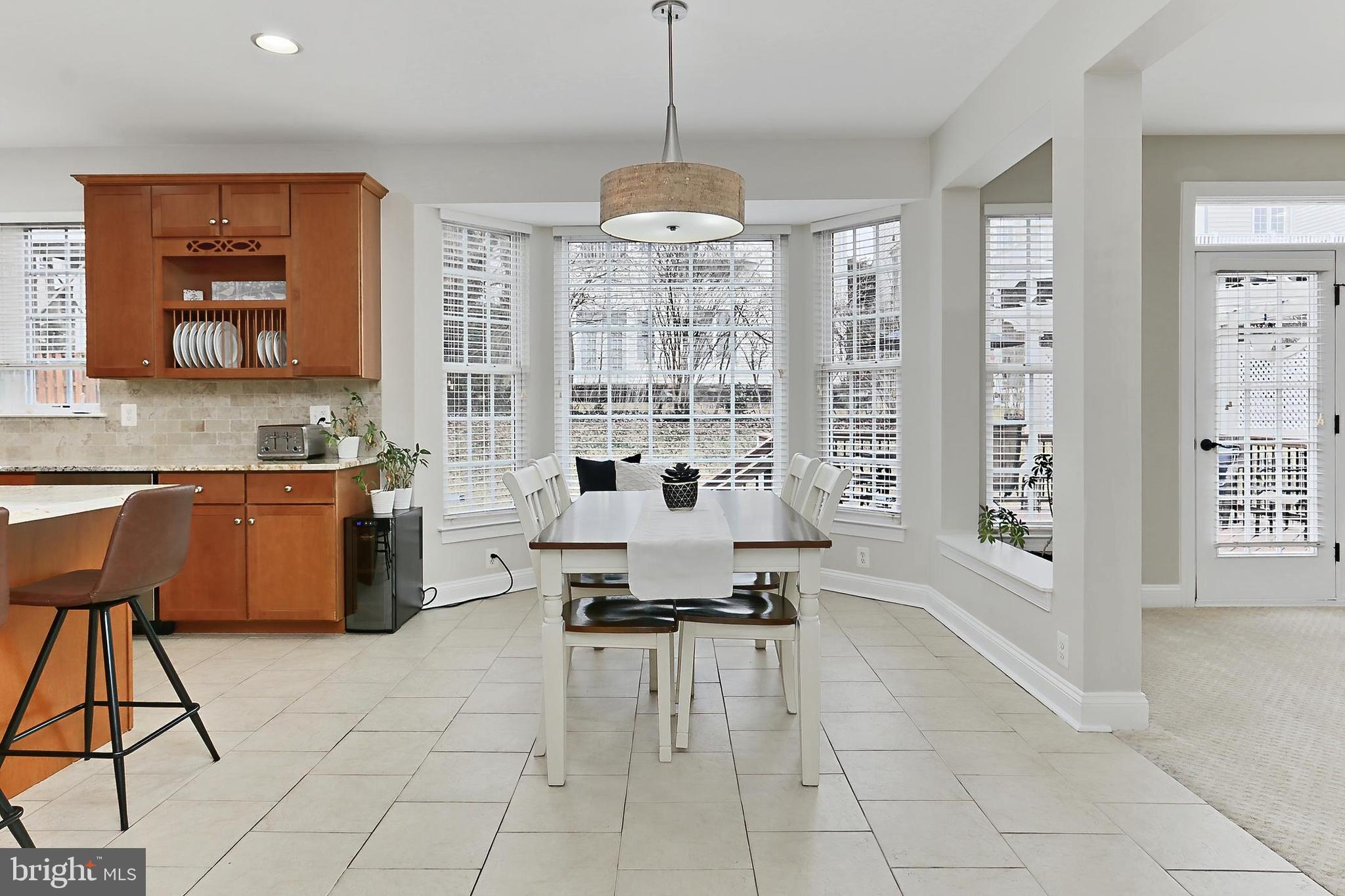 GOVERNORS HILL - Residential