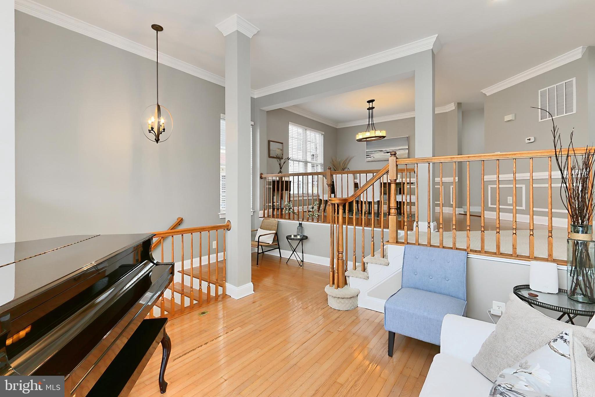 GOVERNORS HILL - Residential
