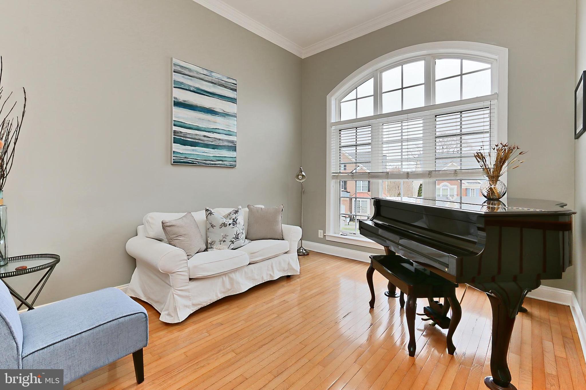 GOVERNORS HILL - Residential