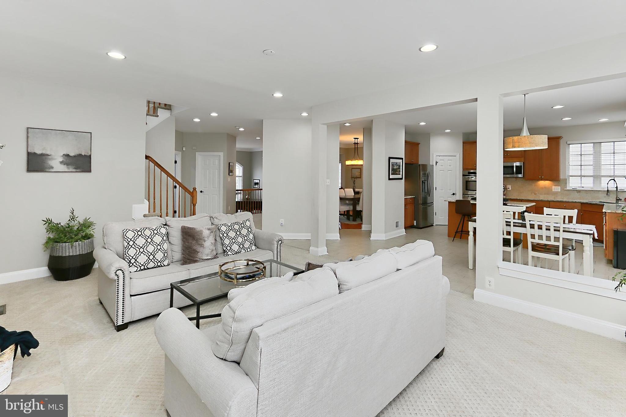 GOVERNORS HILL - Residential