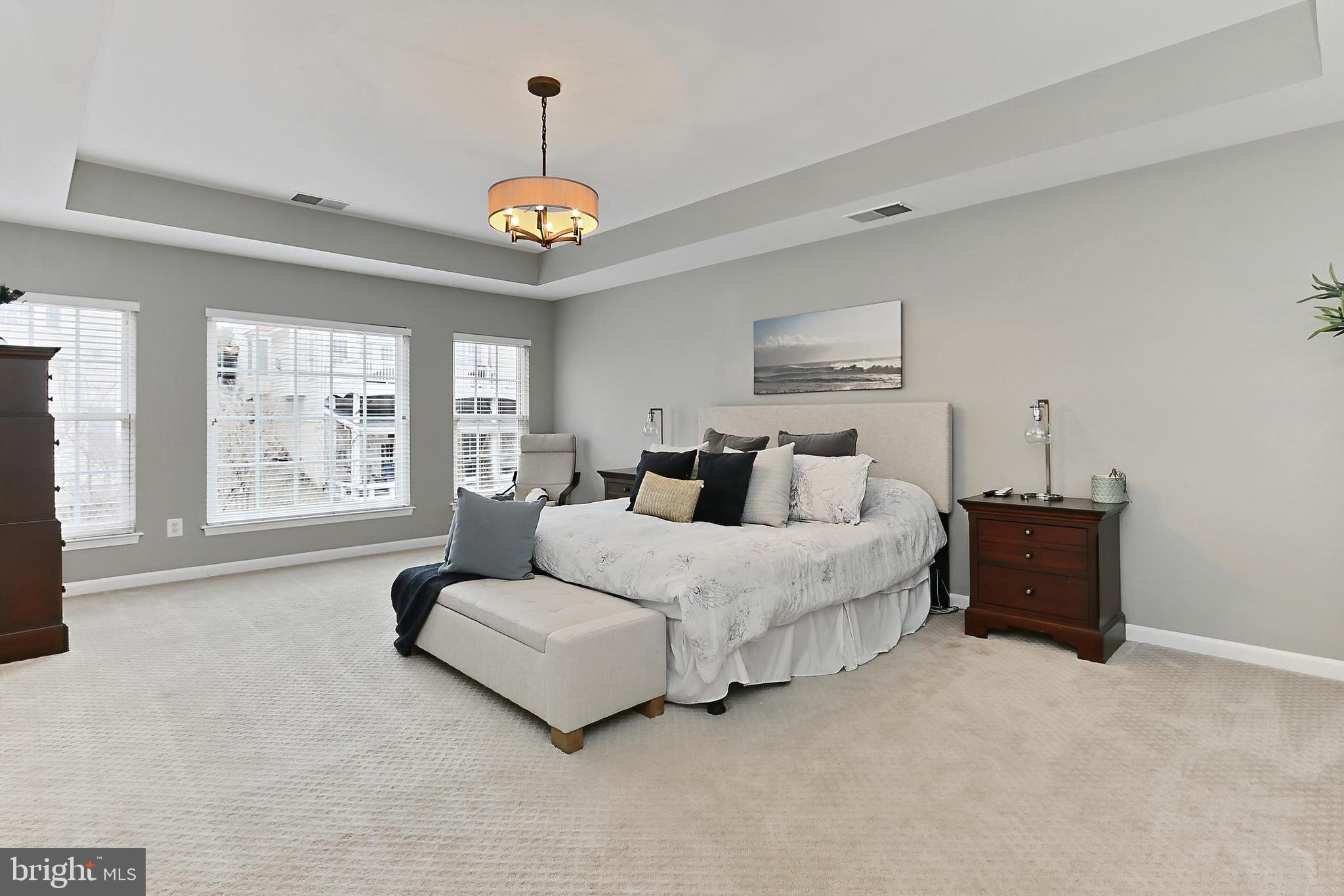 GOVERNORS HILL - Residential
