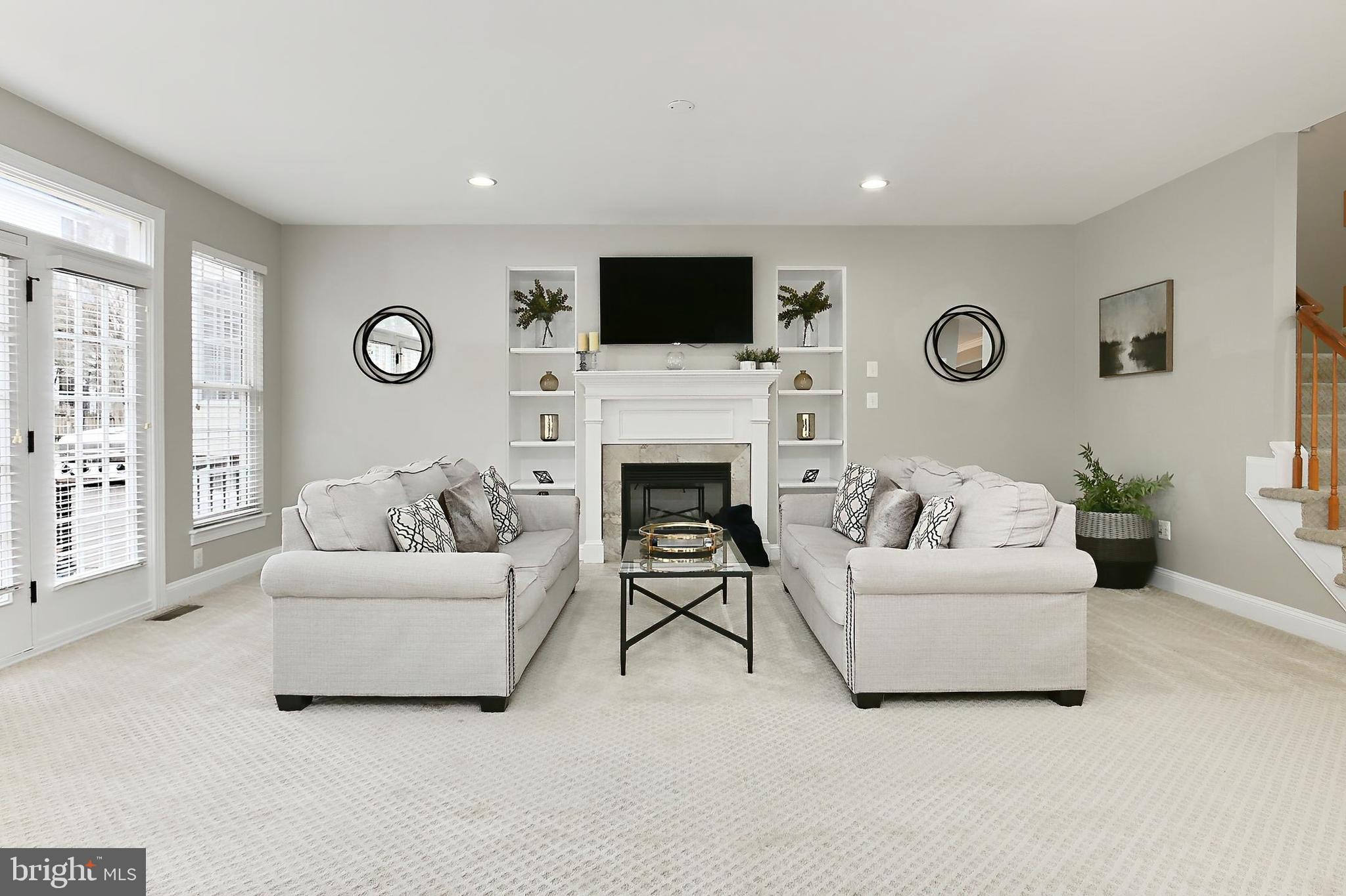GOVERNORS HILL - Residential
