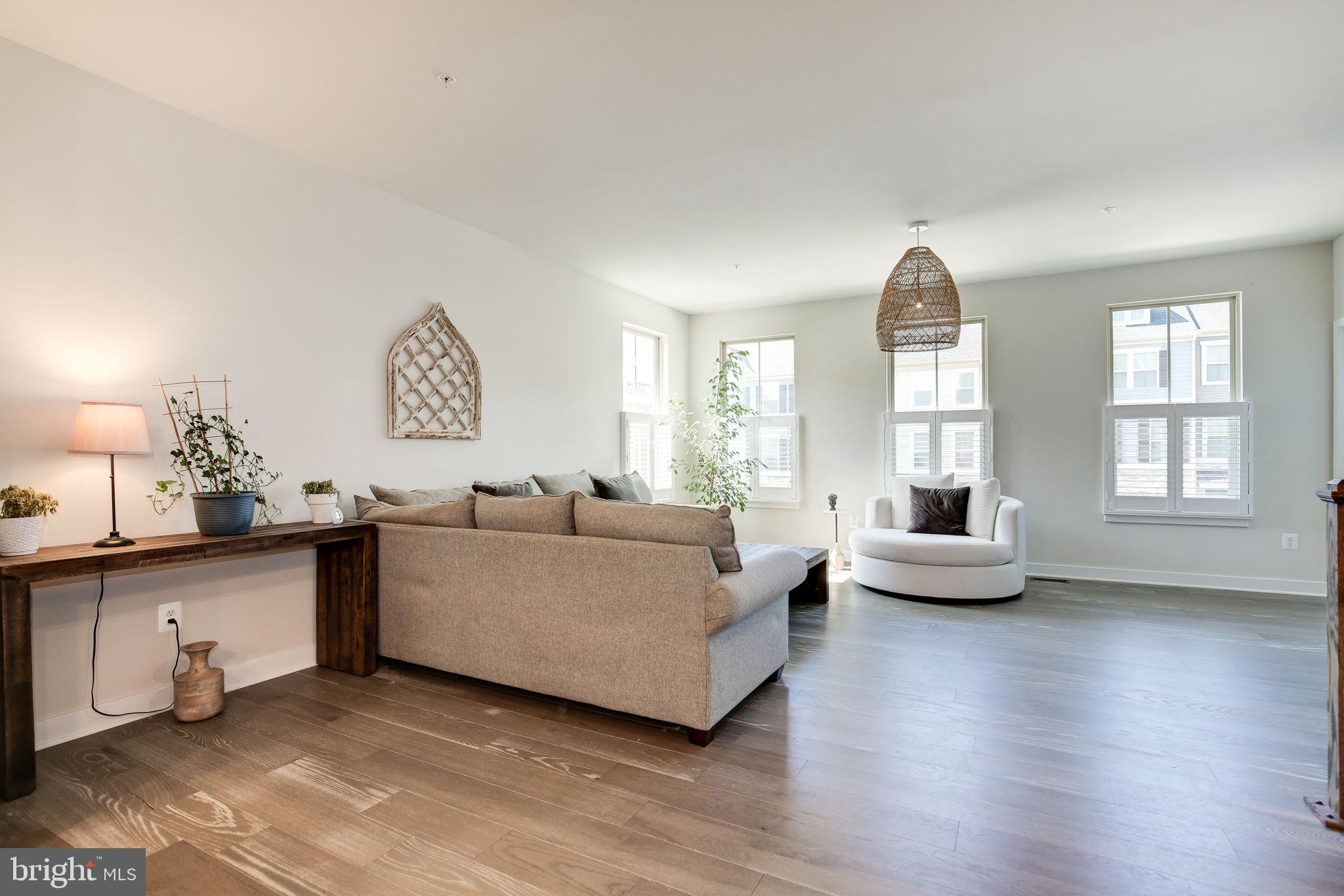 HARRINGTON TERRACE - Residential