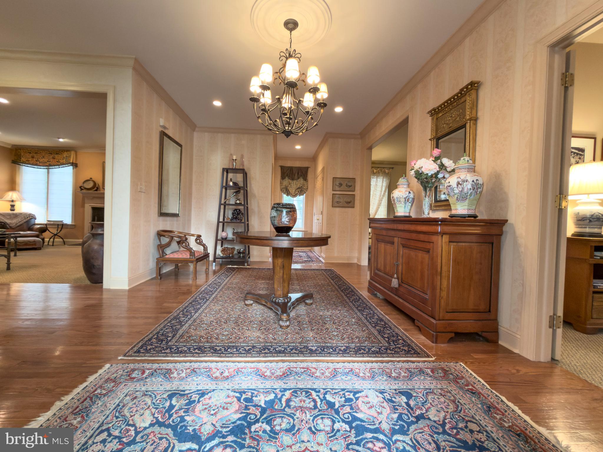 TRIANON - Residential
