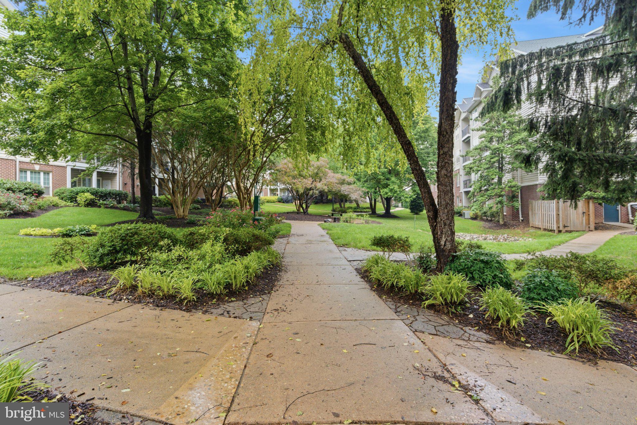 GATES OF MCLEAN - Residential