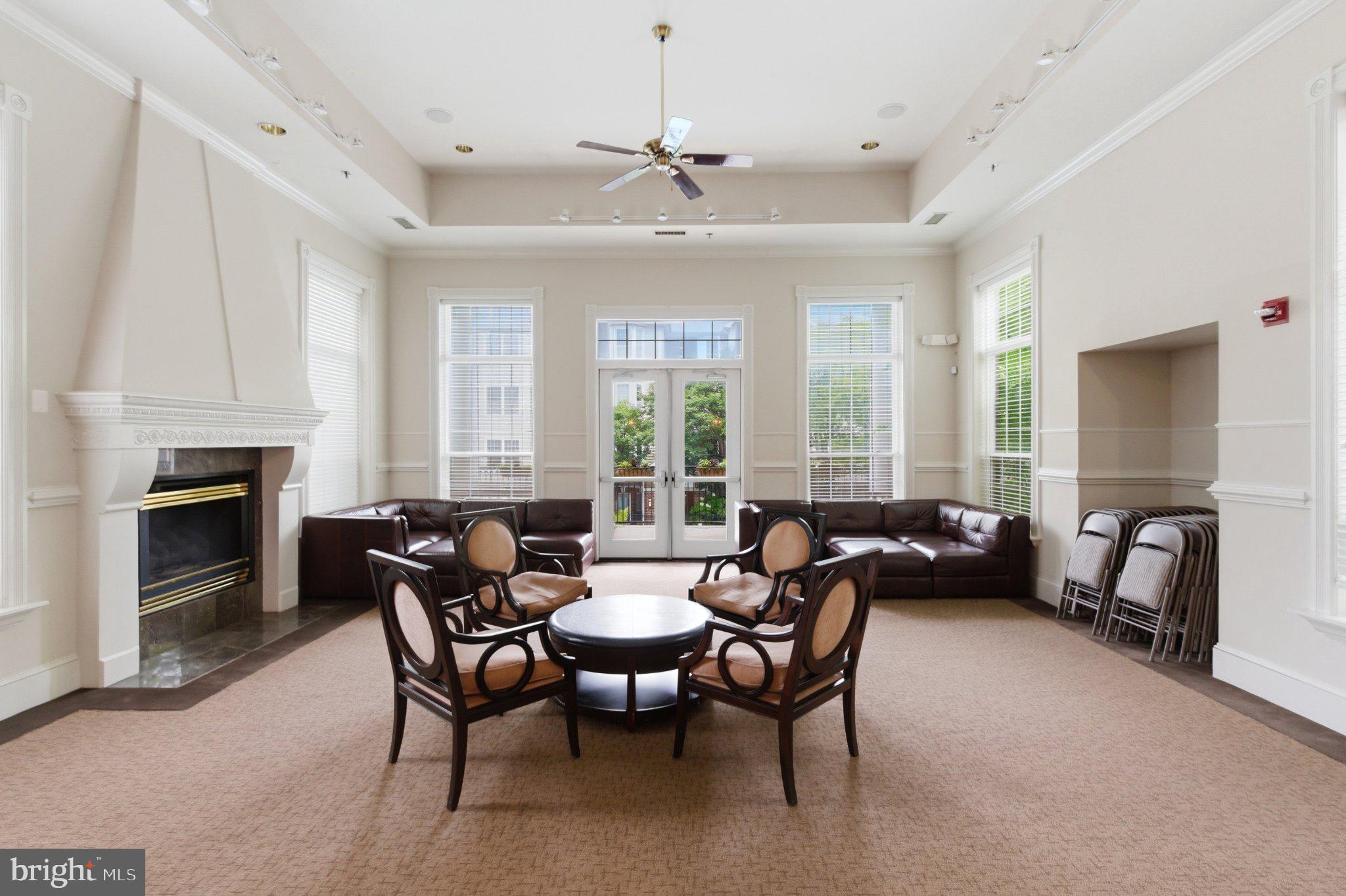 GATES OF MCLEAN - Residential