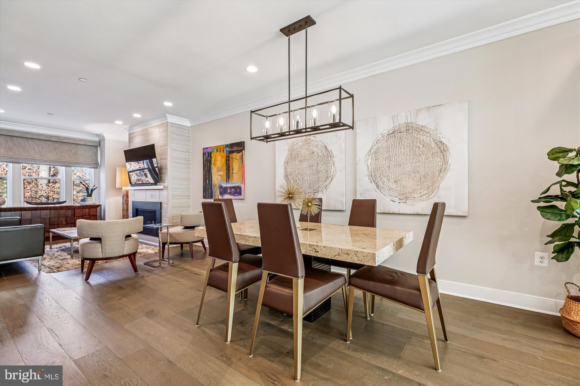 ROCKVILLE OUTSIDE - Residential