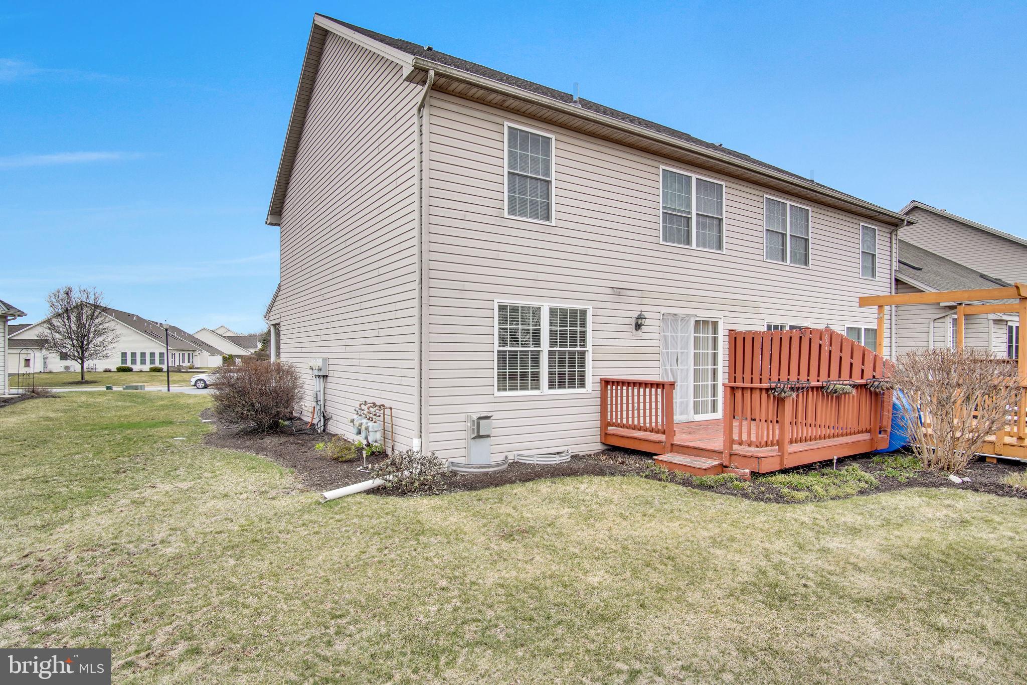 BRYNFIELD - Residential